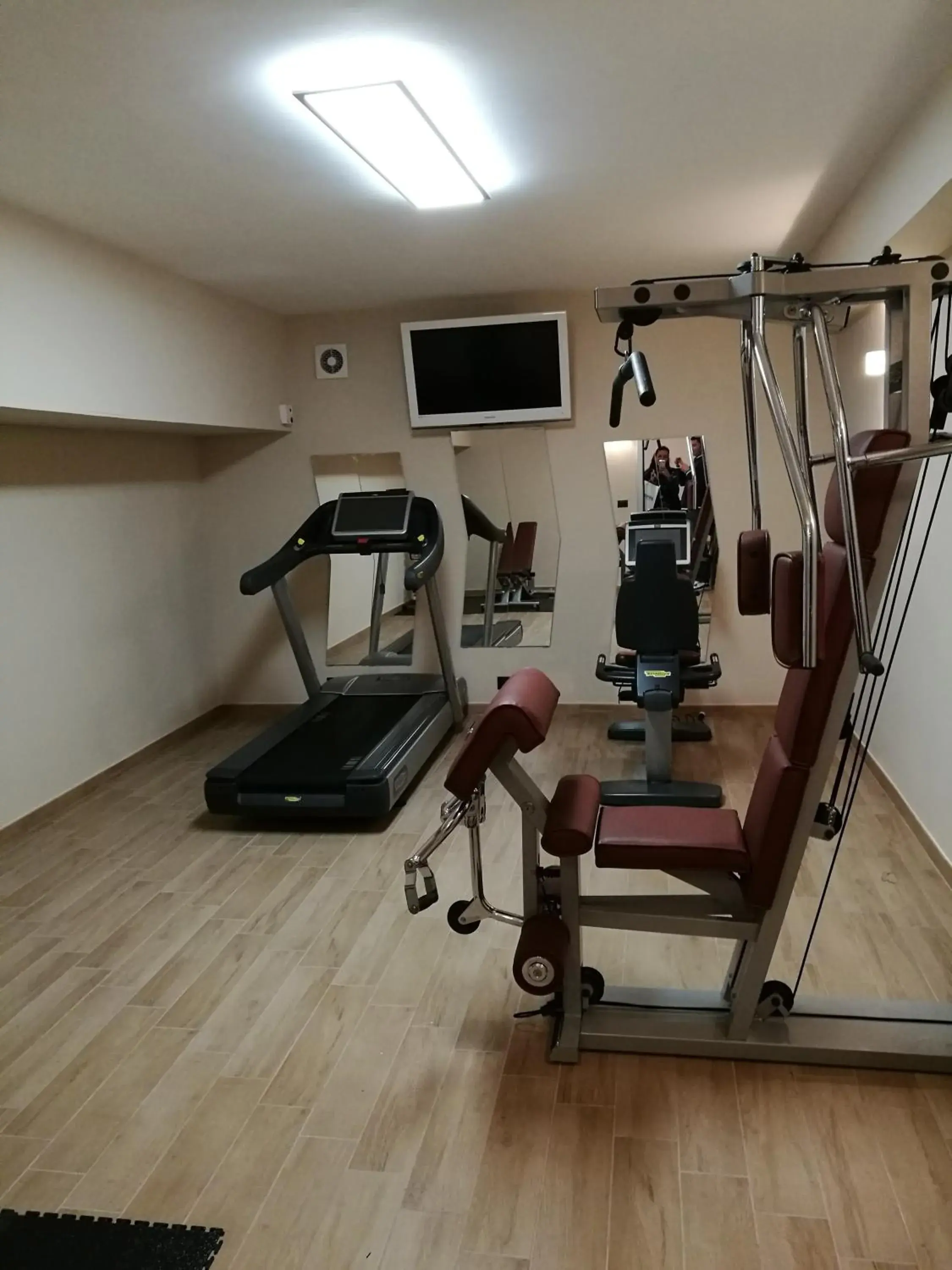 Fitness centre/facilities, Fitness Center/Facilities in Hotel Bruman