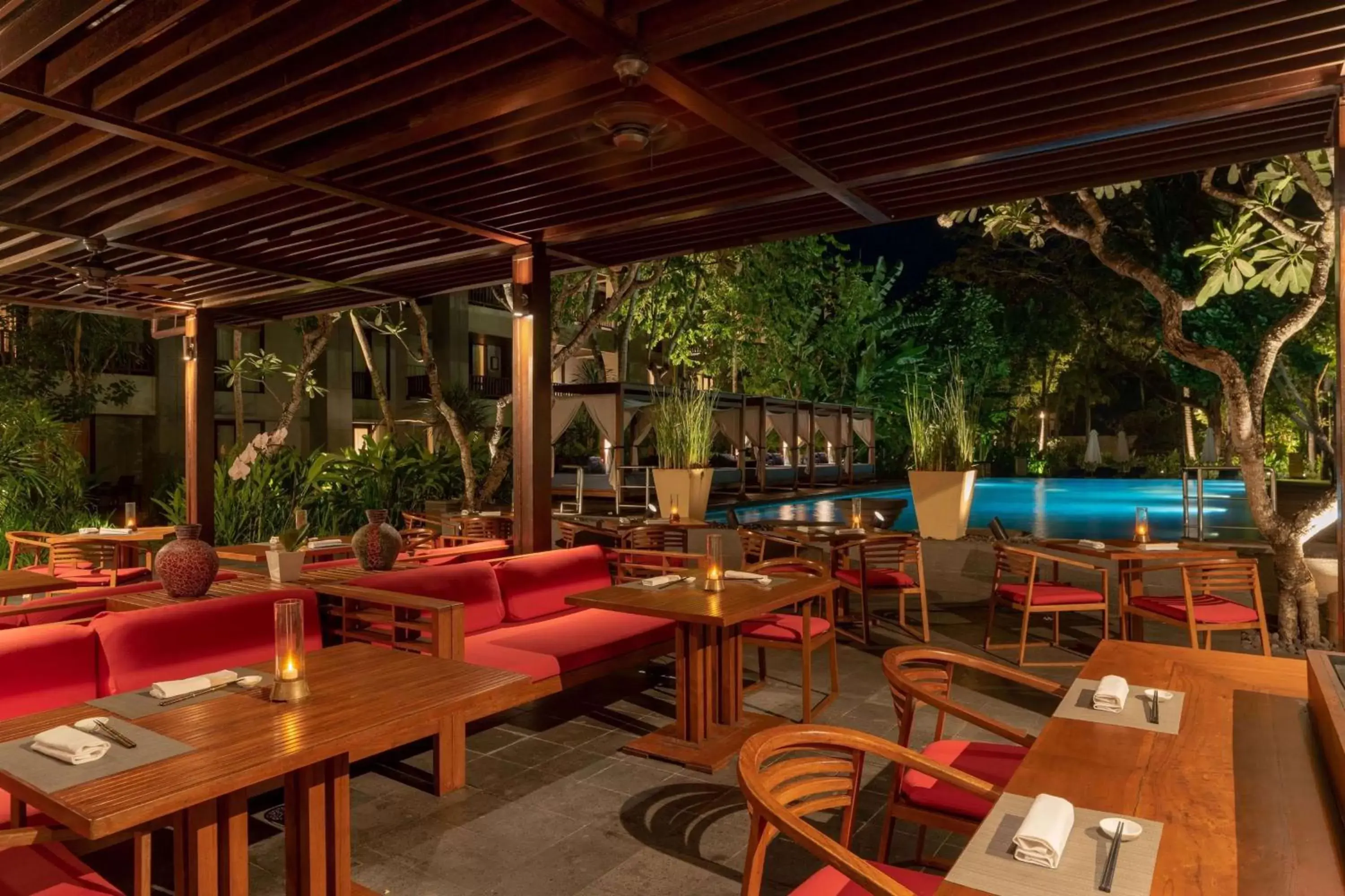 Restaurant/Places to Eat in Conrad Bali