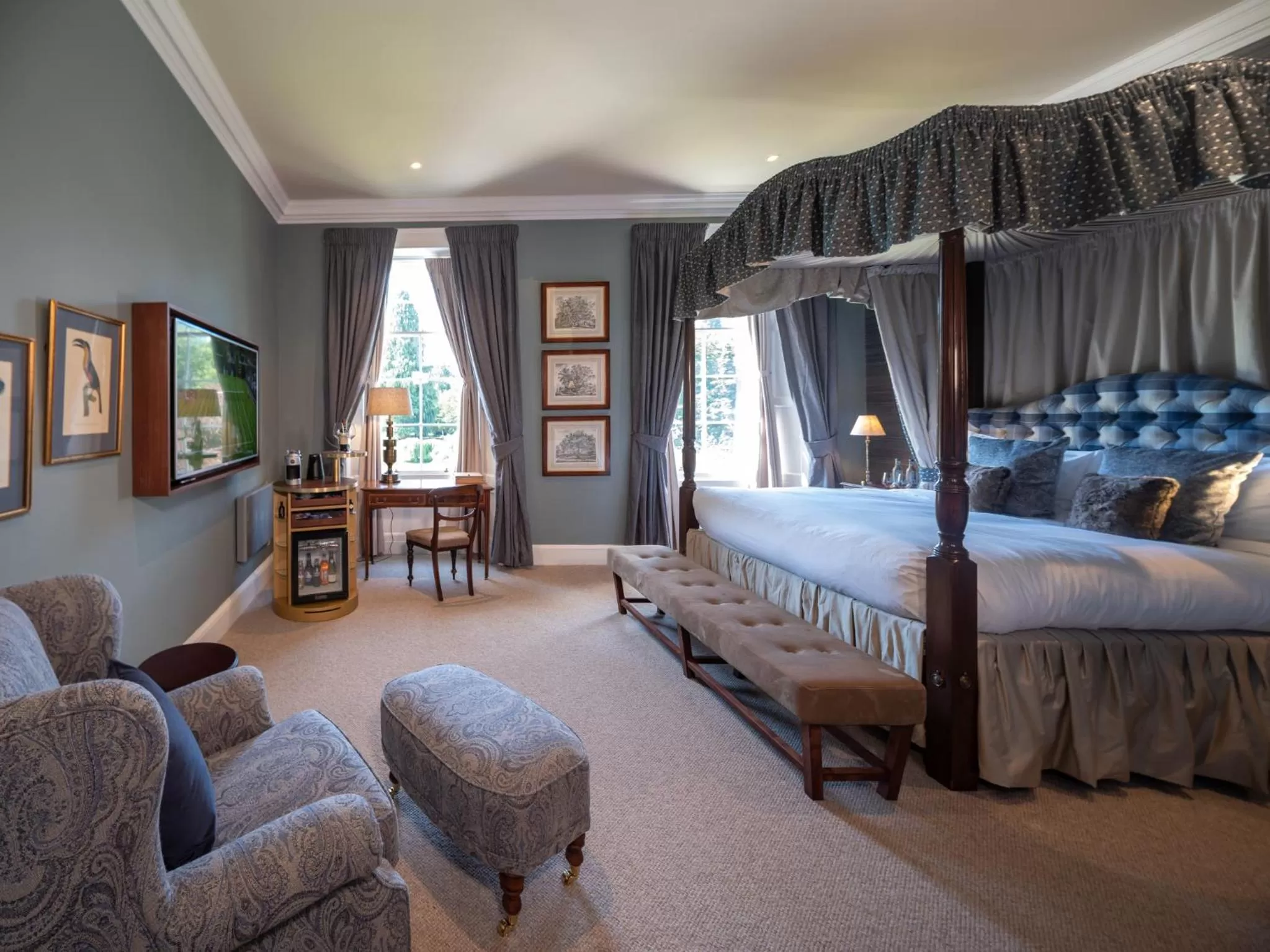 Photo of the whole room, Bed in SCHLOSS Roxburghe, part of Destination by Hyatt