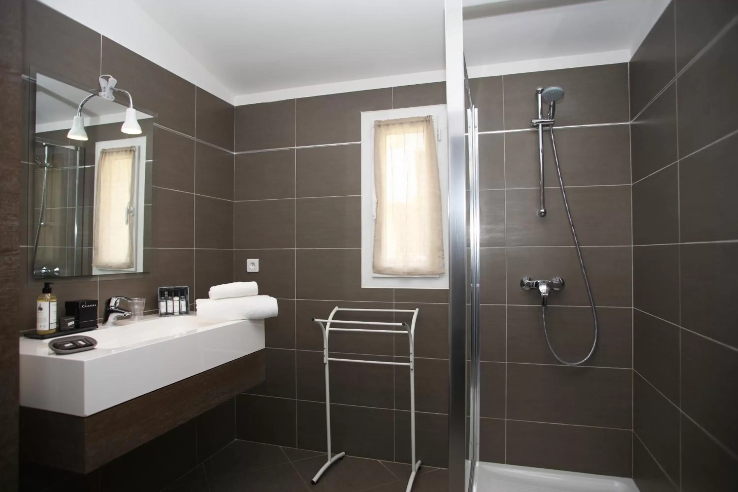 Shower, Bathroom in Best Western Hotel Casa Bianca