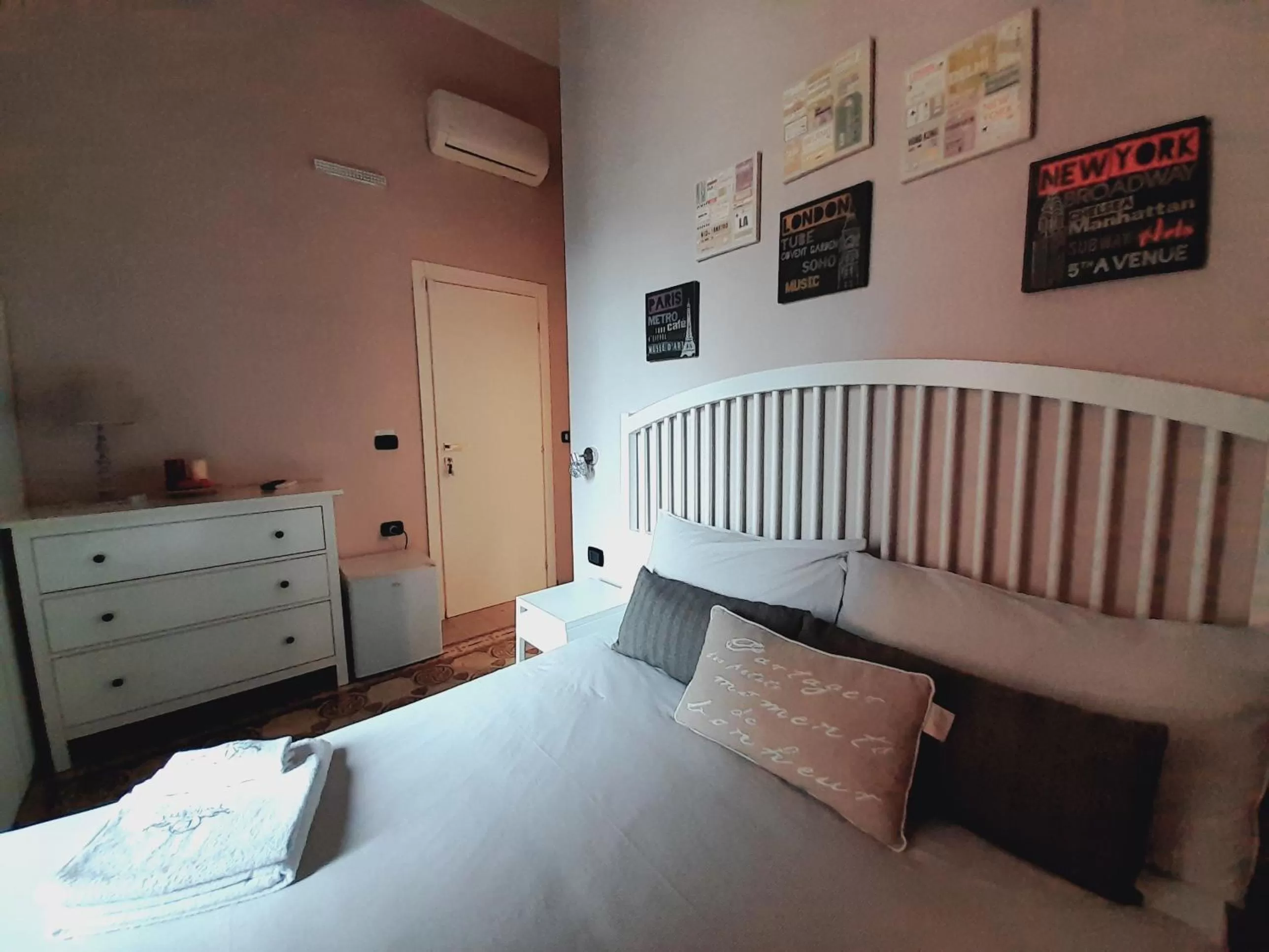 Bedroom, Bed in Lavilletta B&B