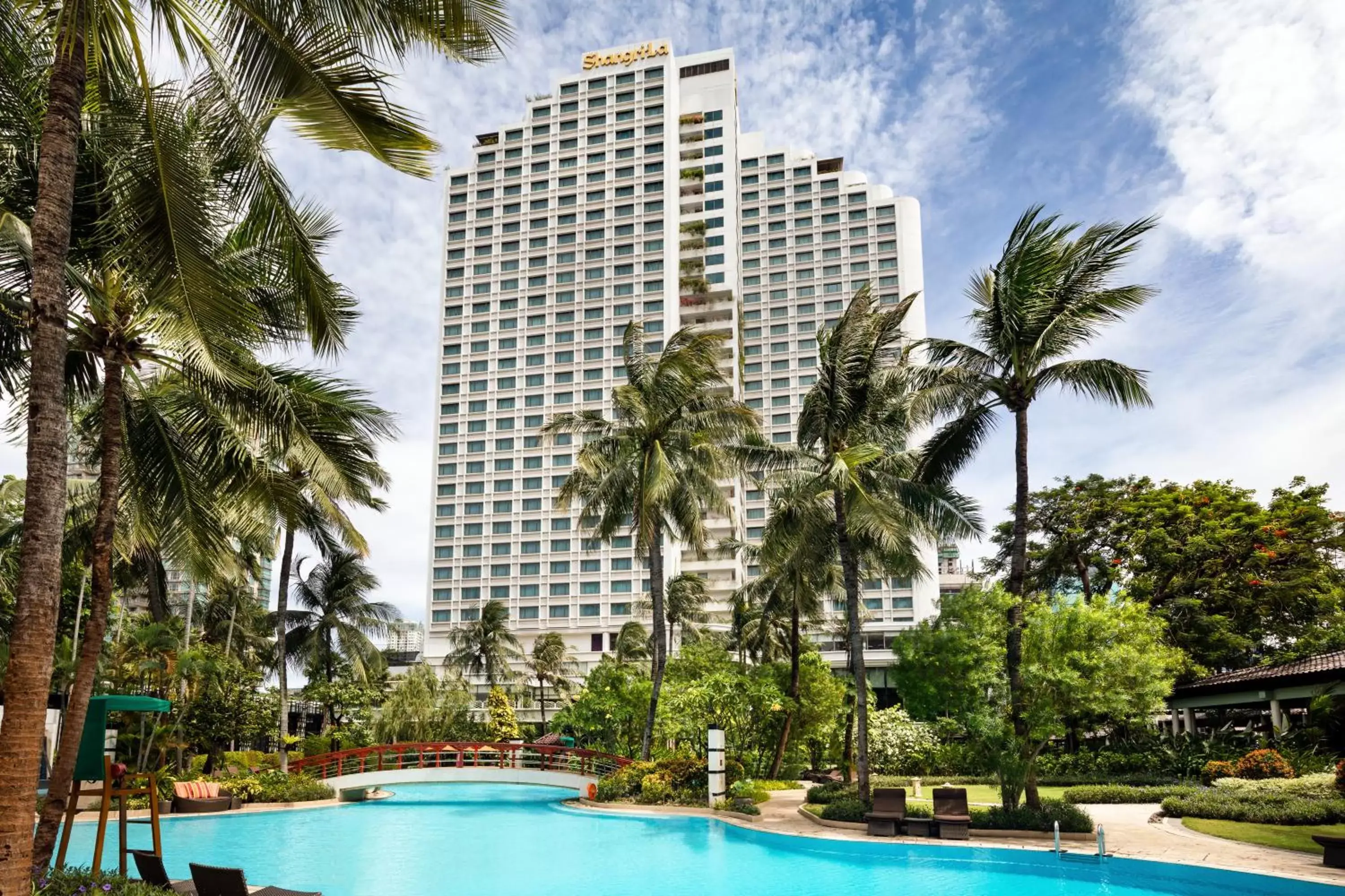 Swimming pool, Property Building in Shangri-La Jakarta