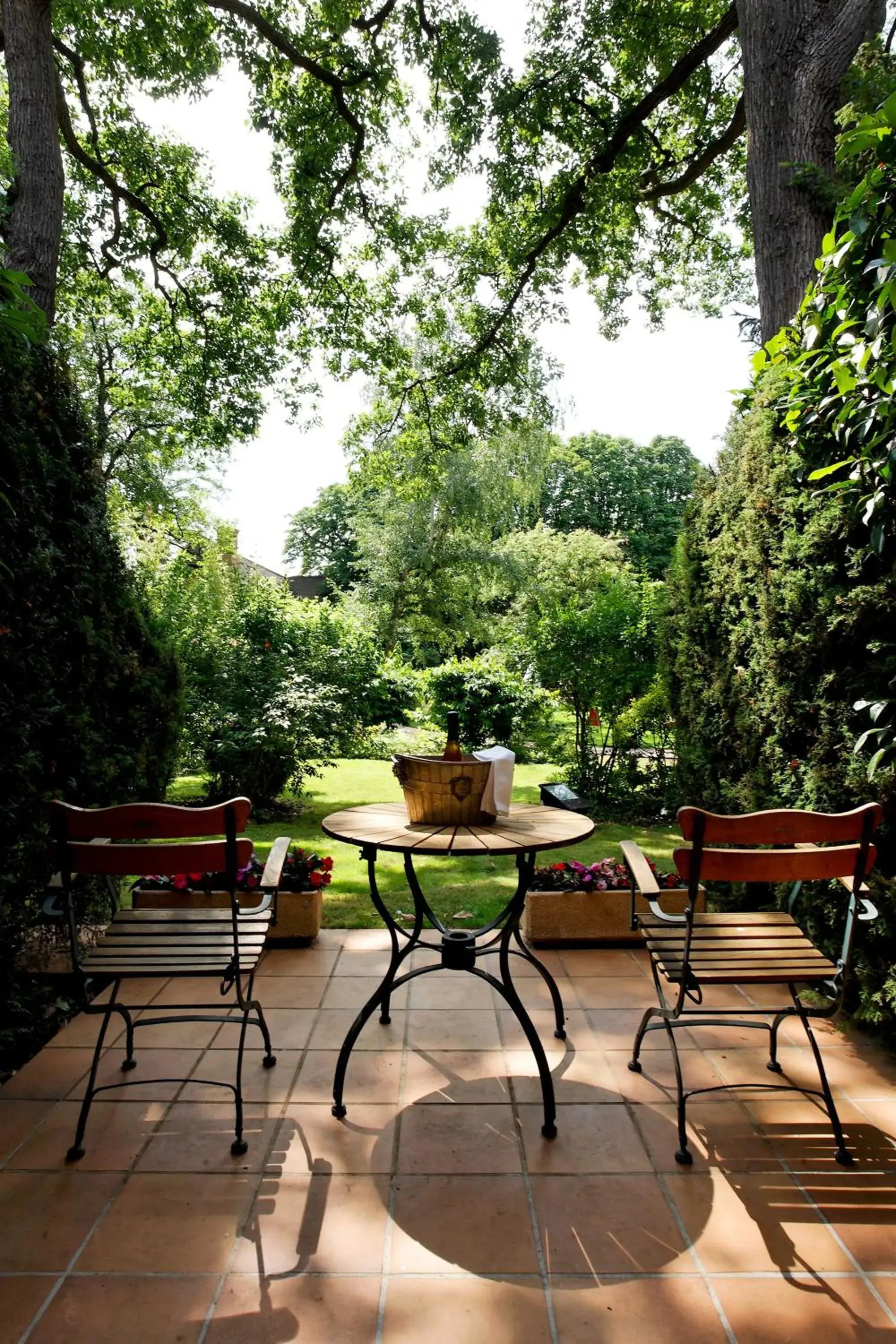 Balcony/Terrace in Cazaudehore, hôtel de charme au vert