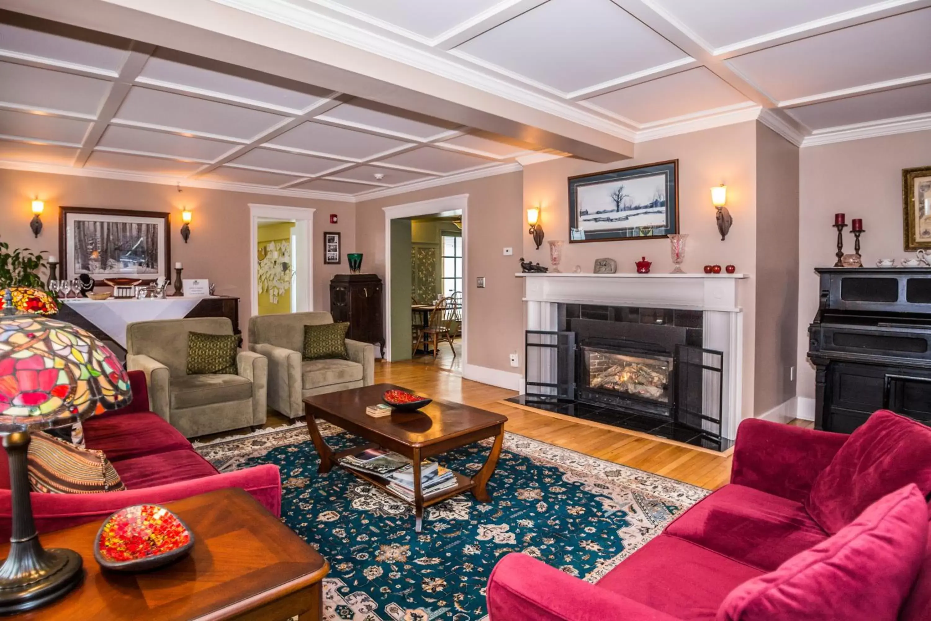 Living room, Seating Area in Cranmore Inn and Suites, a North Conway boutique hotel