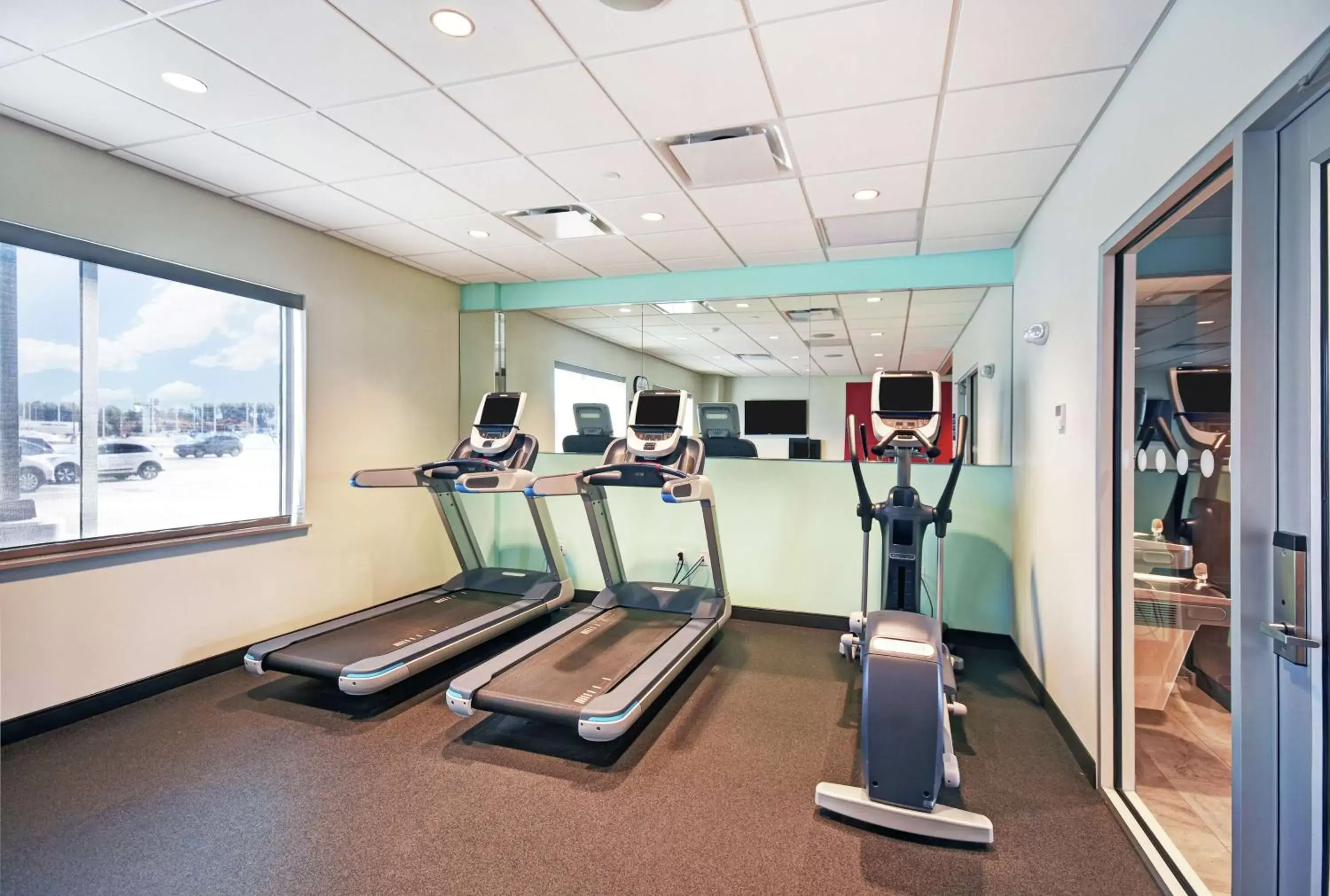 Fitness centre/facilities, Fitness Center/Facilities in Tru By Hilton Portland Airport Area Me