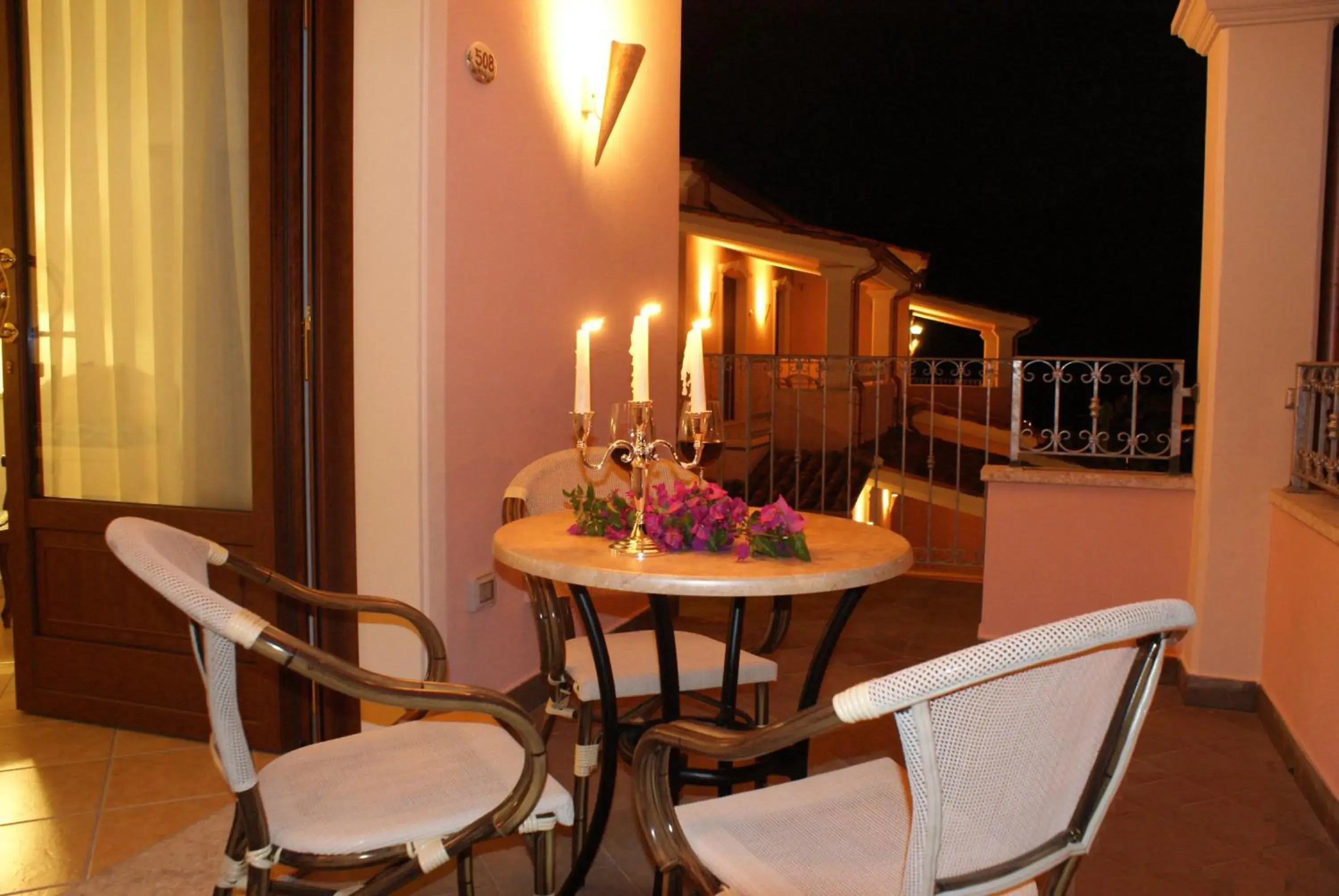 Balcony/Terrace in Hotel Ristorante Borgo La Tana