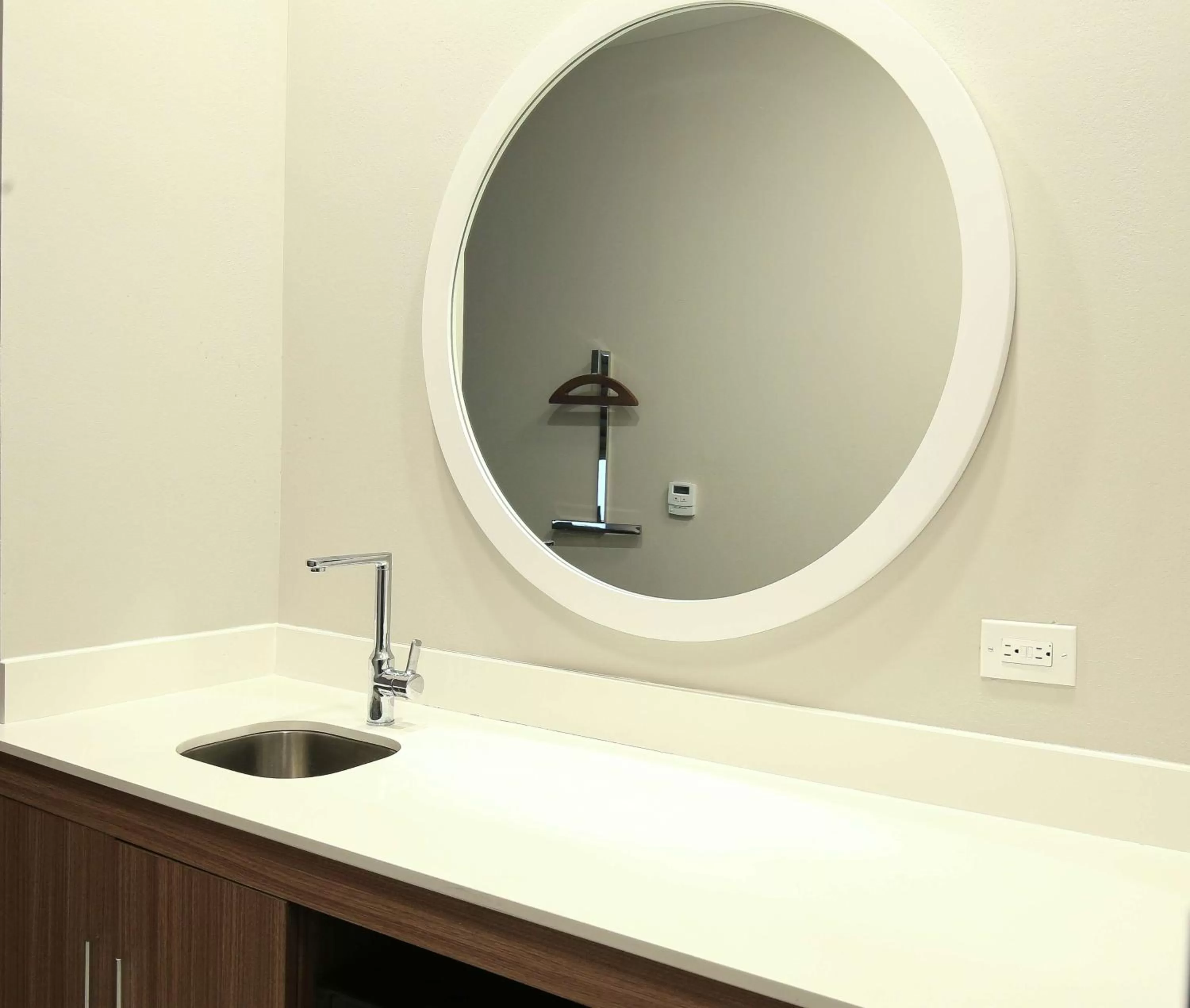 Kitchen or kitchenette in Hampton Inn & Suites Mount Laurel/Moorestown