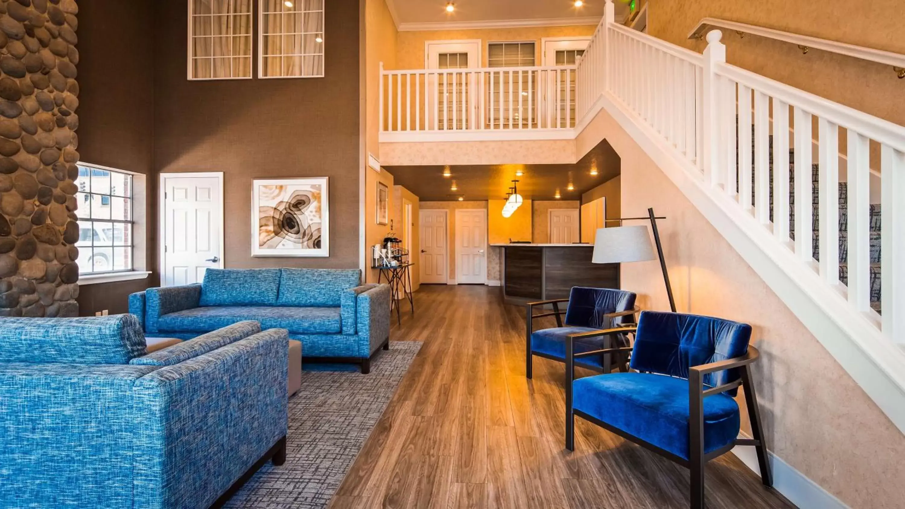 Lobby or reception, Seating Area in Best Western Horizon Inn