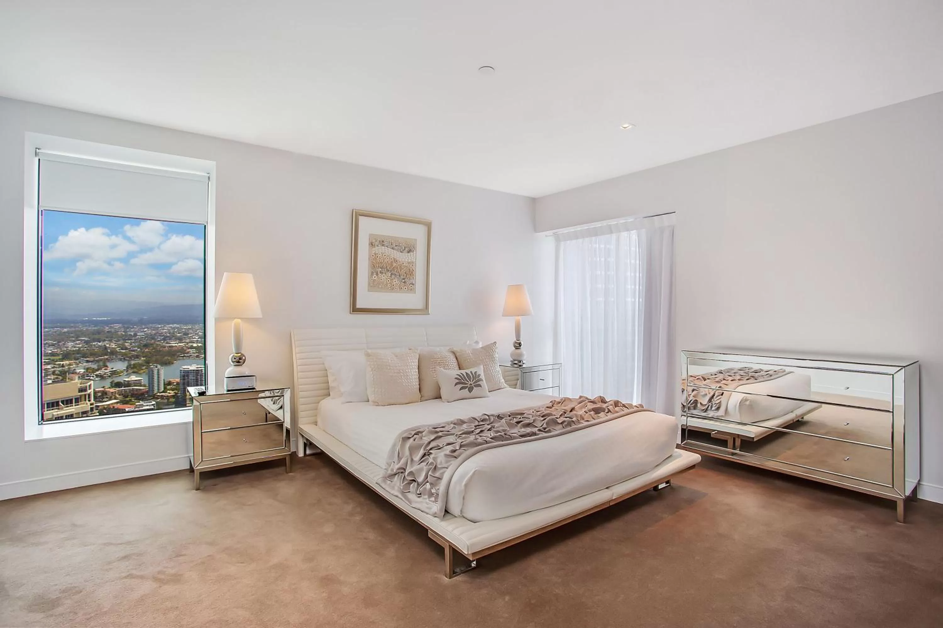 Bedroom, Bed in Peppers Soul Surfers Paradise