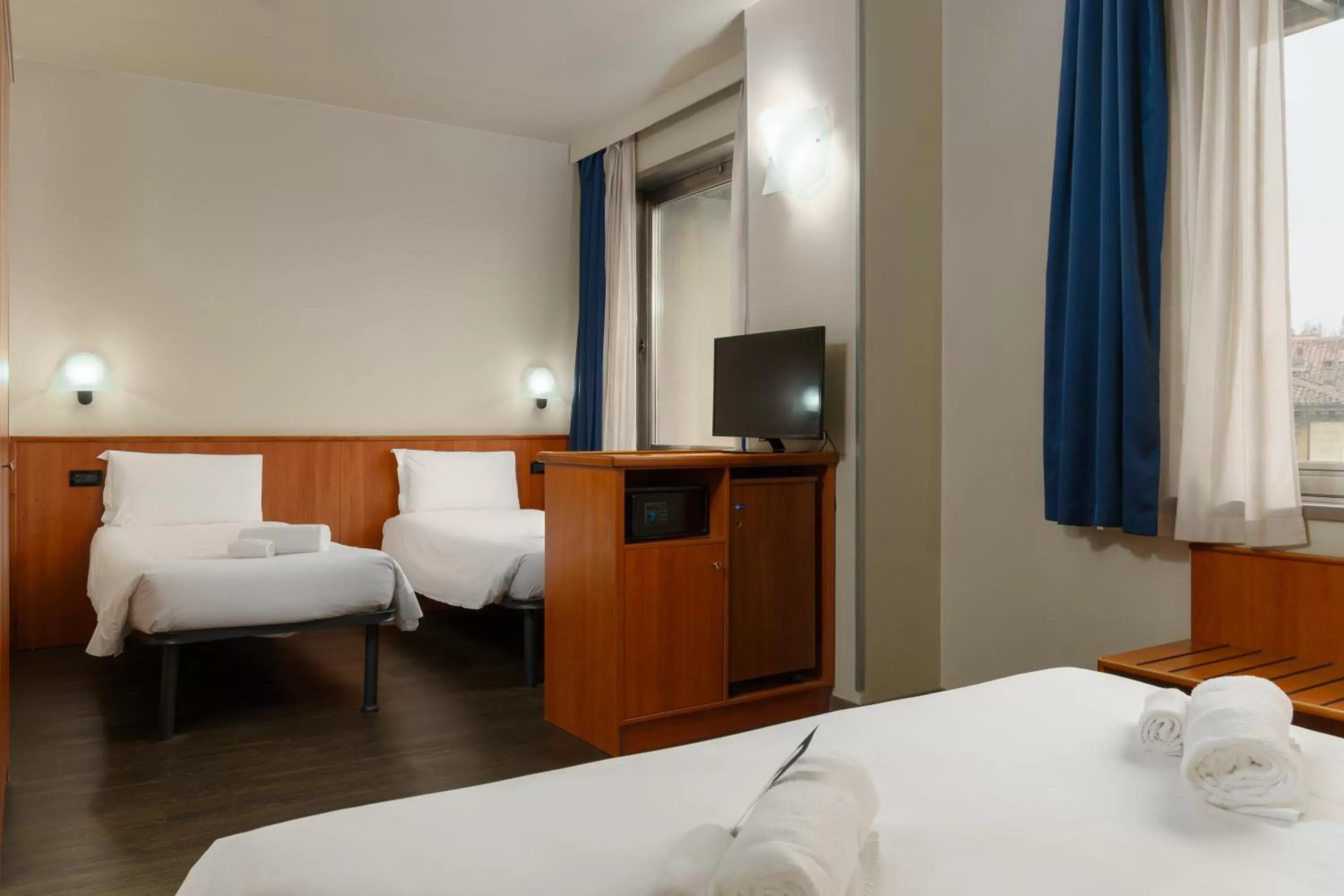 TV and multimedia, Bed in B&B Hotel Torino President