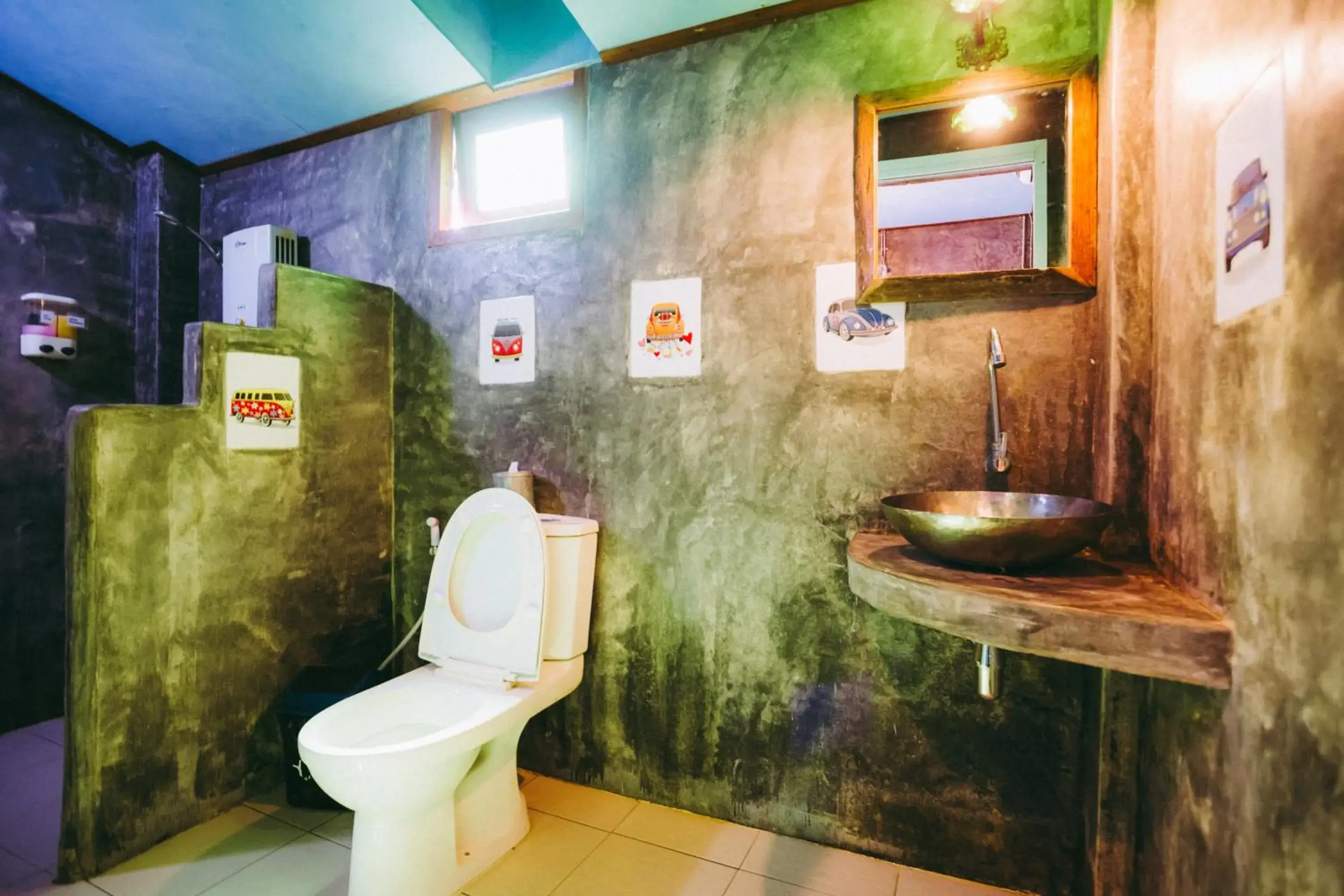Bathroom in Sawasdeepai River Resort
