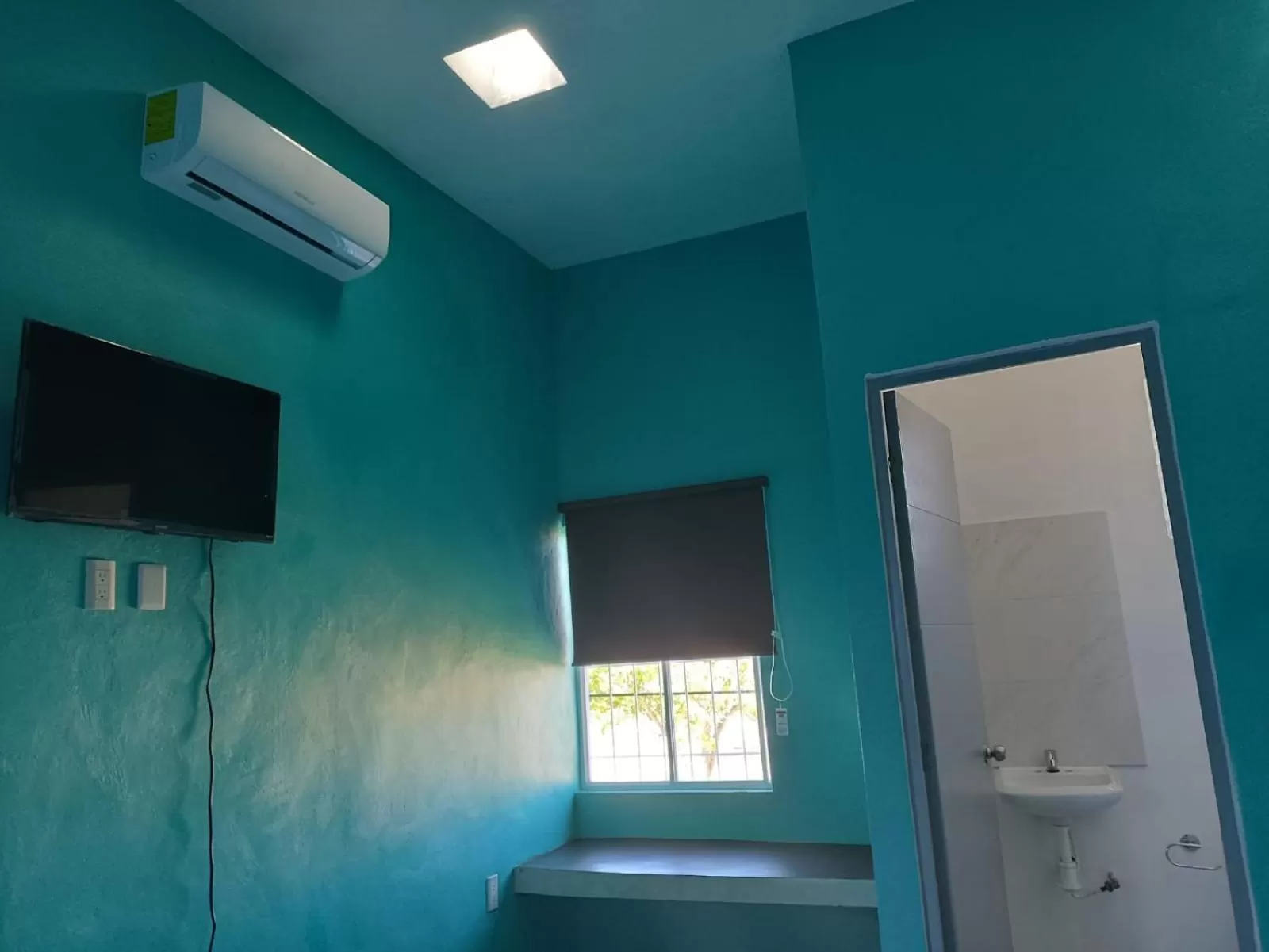 TV and multimedia in Hotel Murallas Capital