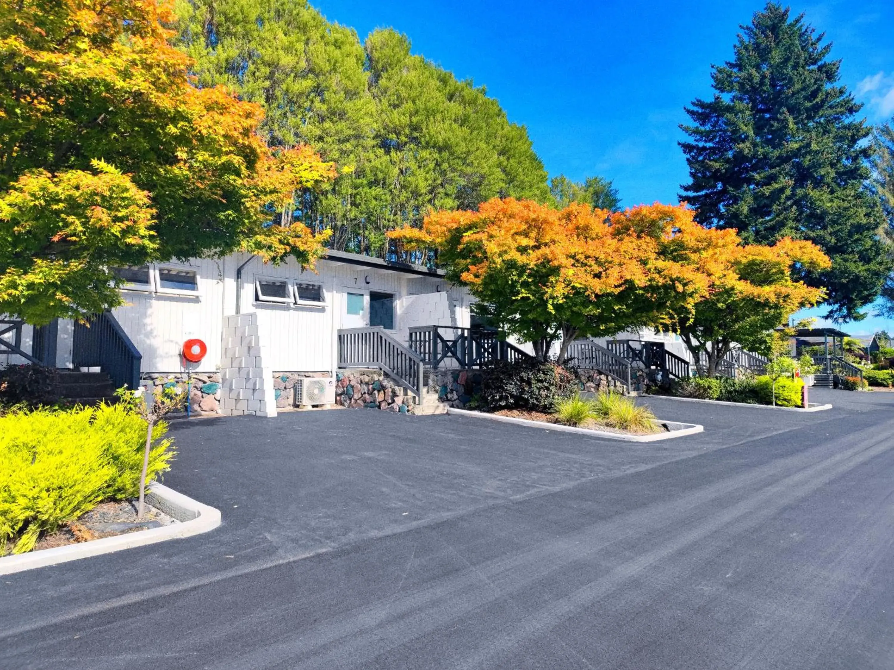 Property Building in Rotorua Hideaway Lodge