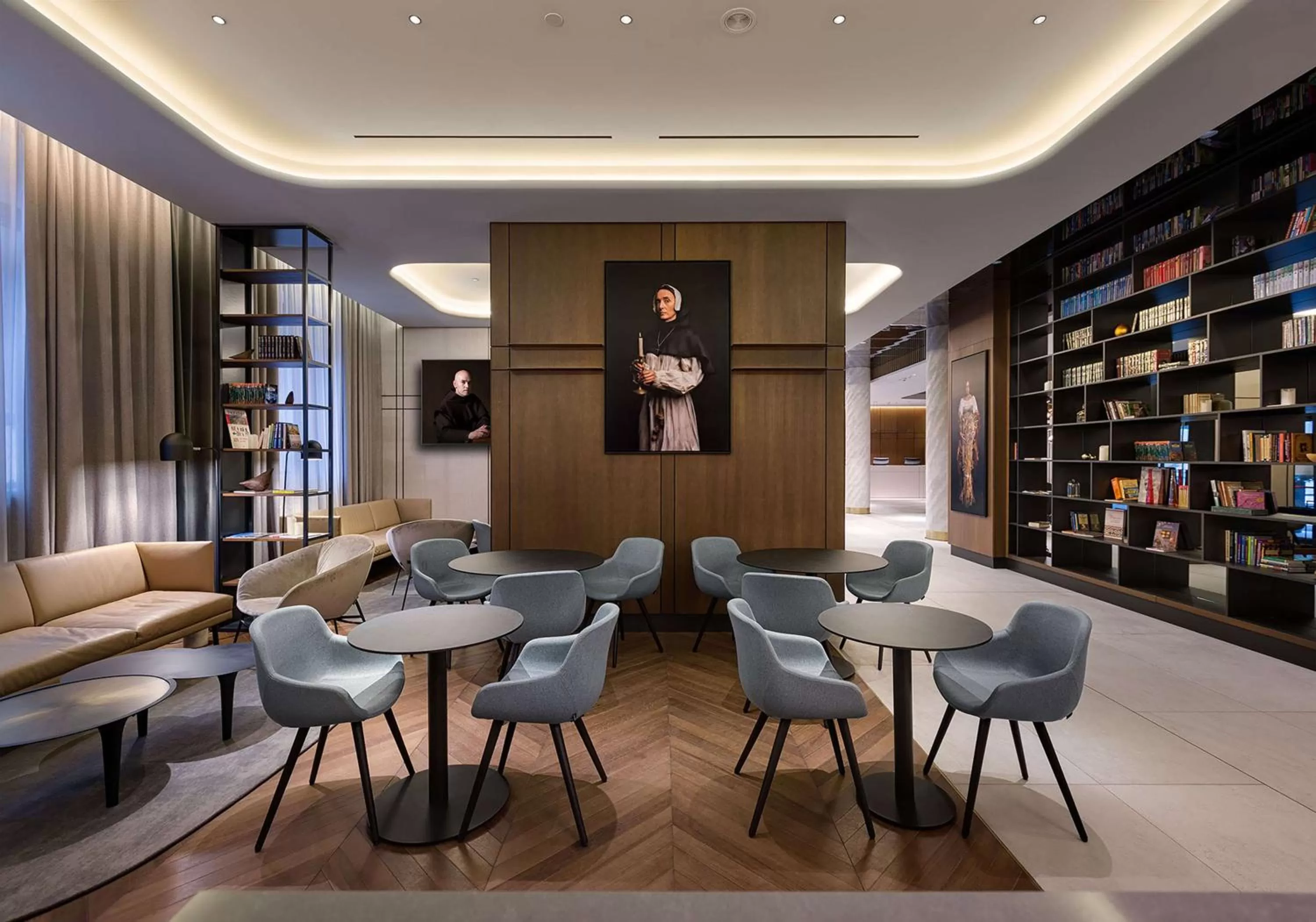 Lounge or bar in Radisson Blu Hotel, Kyiv City Centre
