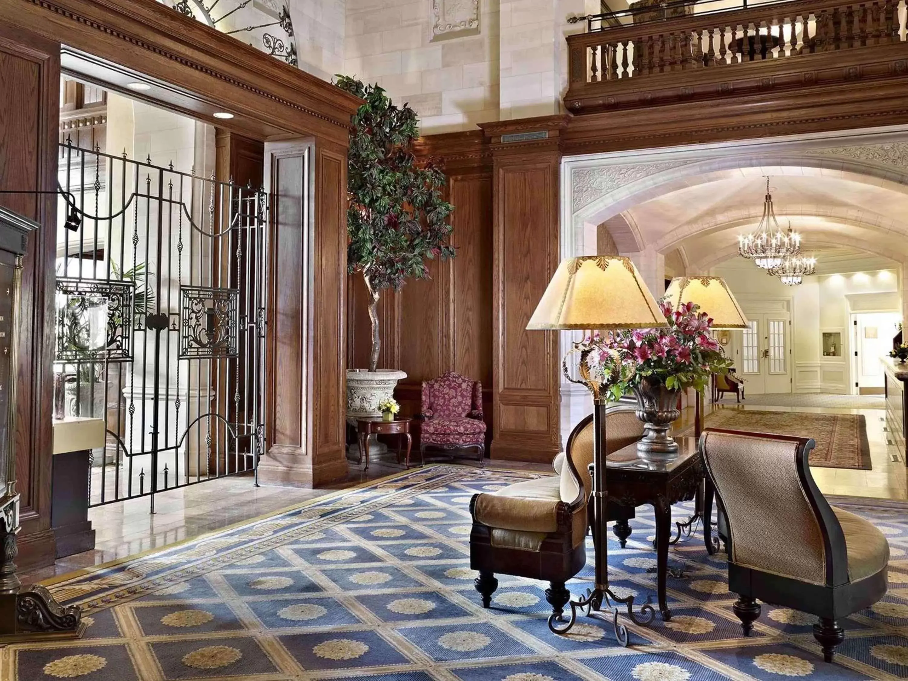 Property building, Lobby/Reception in Fairmont Hotel Macdonald