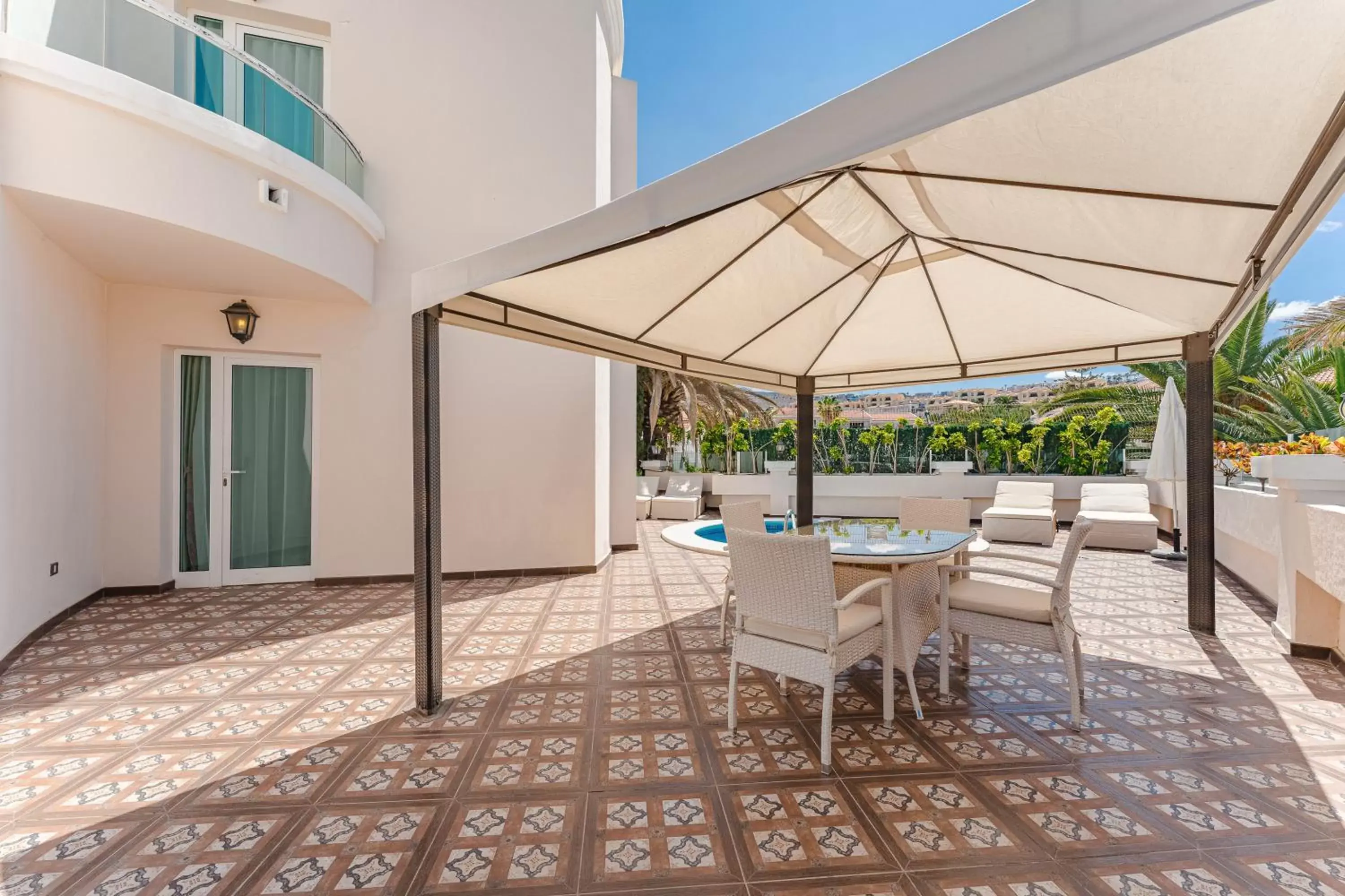 Balcony/Terrace in Flamingo Suites Boutique Hotel