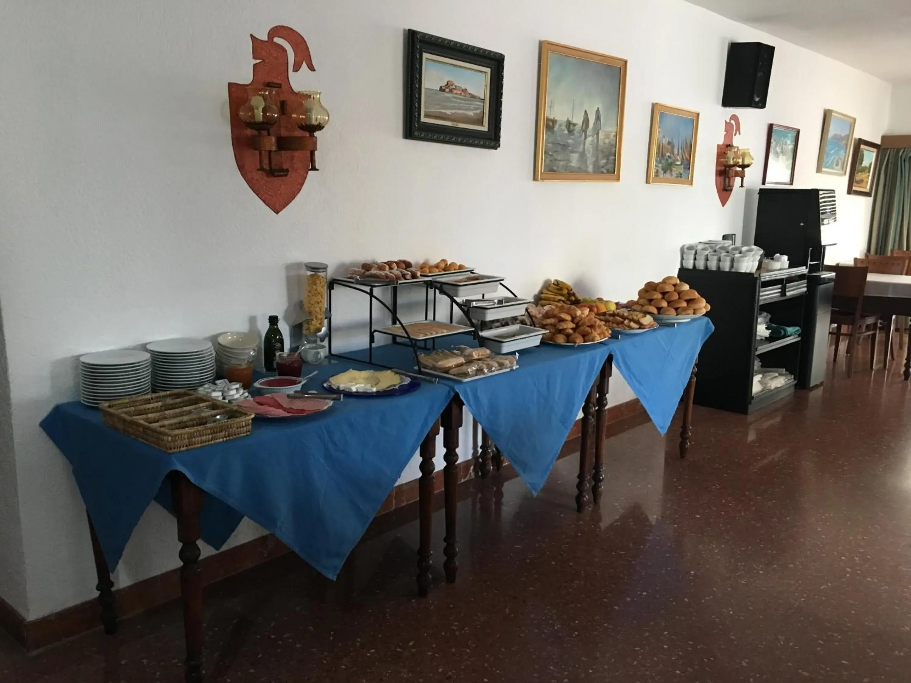 Buffet breakfast, Restaurant/Places to Eat in Hotel Blasón Junior