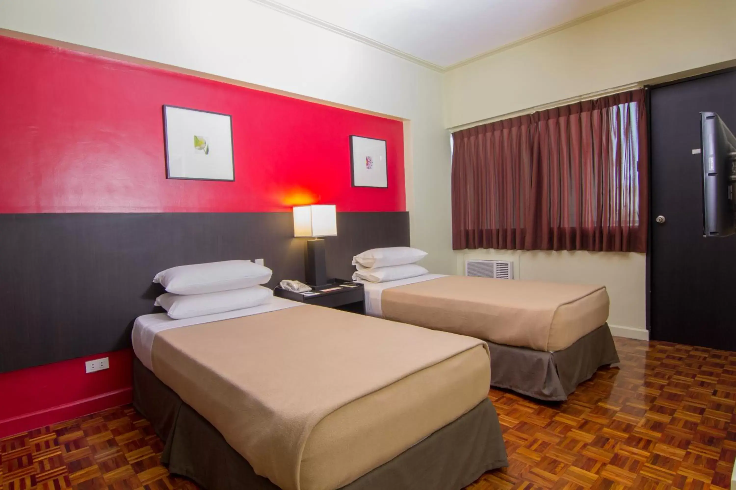 Bedroom, Bed in Copacabana Apartment Hotel
