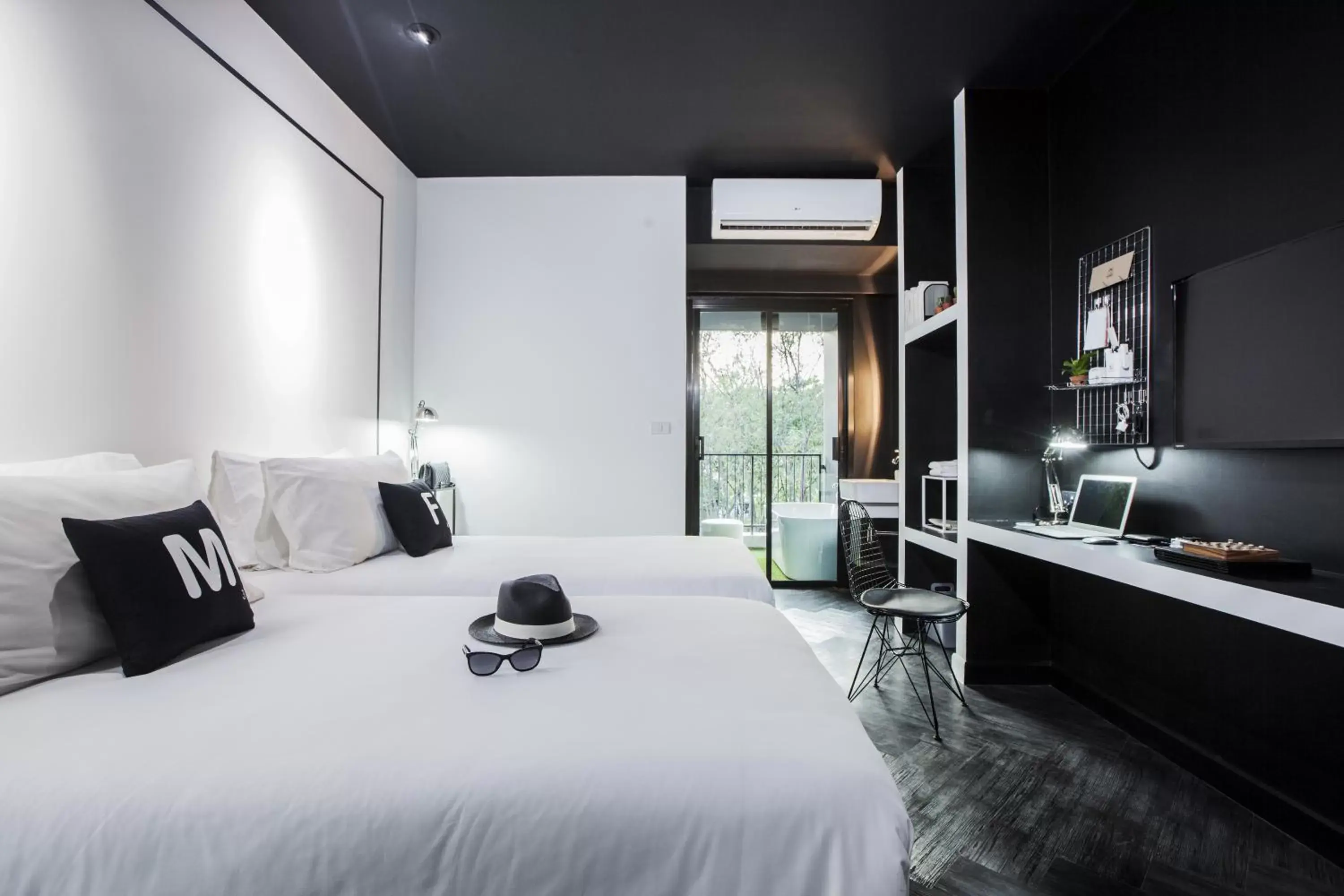 Bed in Blu Monkey Hub and Hotel Phuket - SHA Extra Plus
