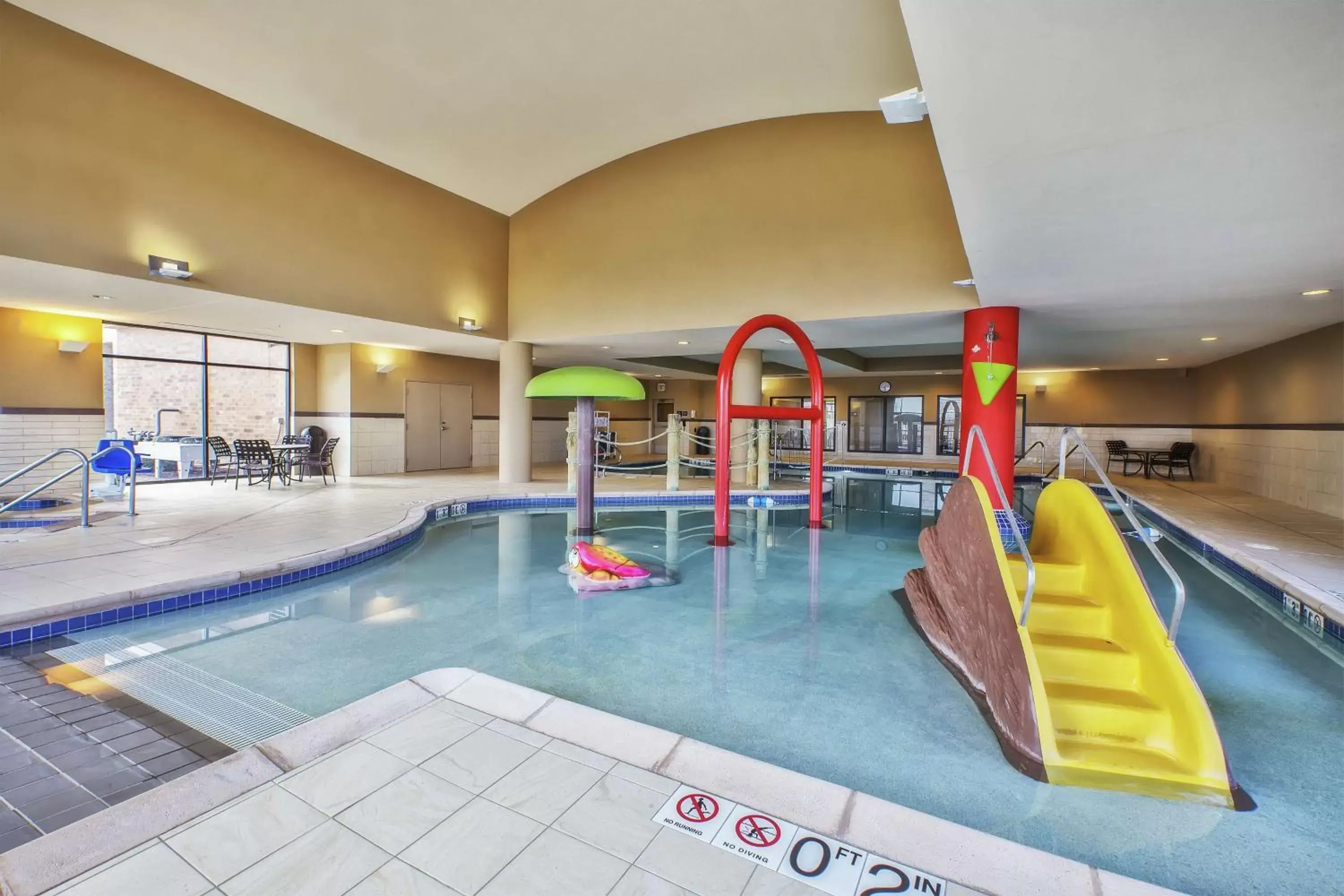 Pool view in Hampton Inn & Suites Madison - West