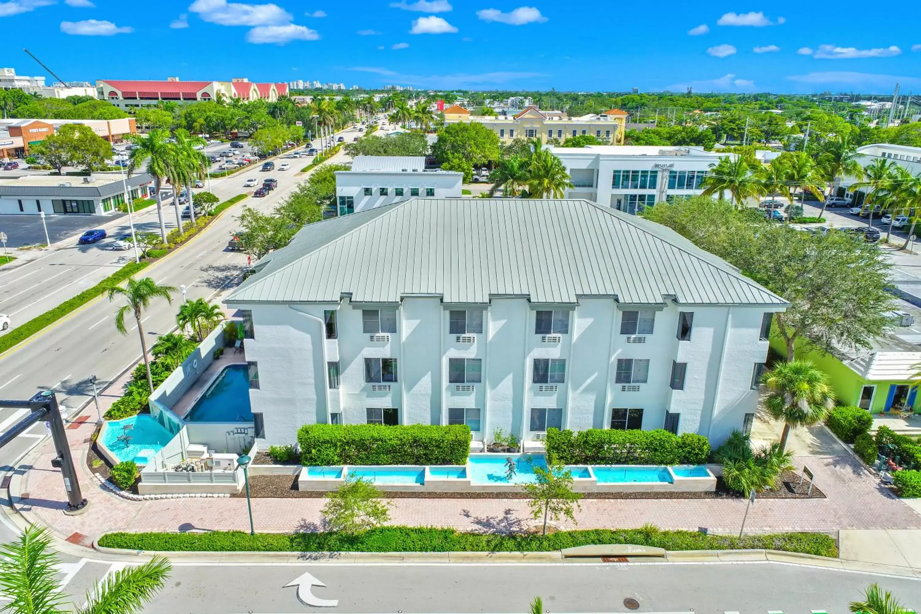 Bird's-eye View in Naples Park Central Hotel