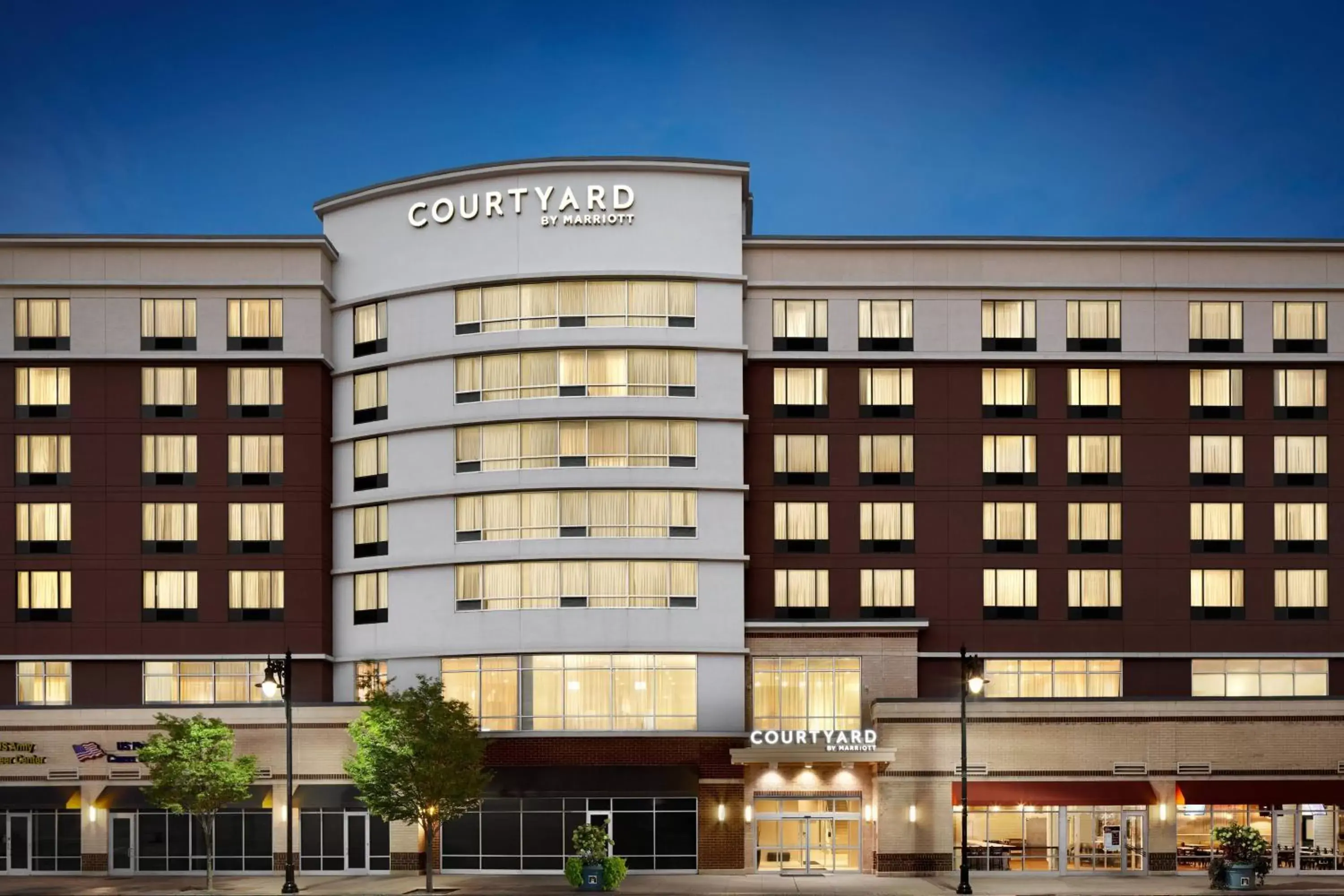 Property Building in Courtyard by Marriott Newark Downtown