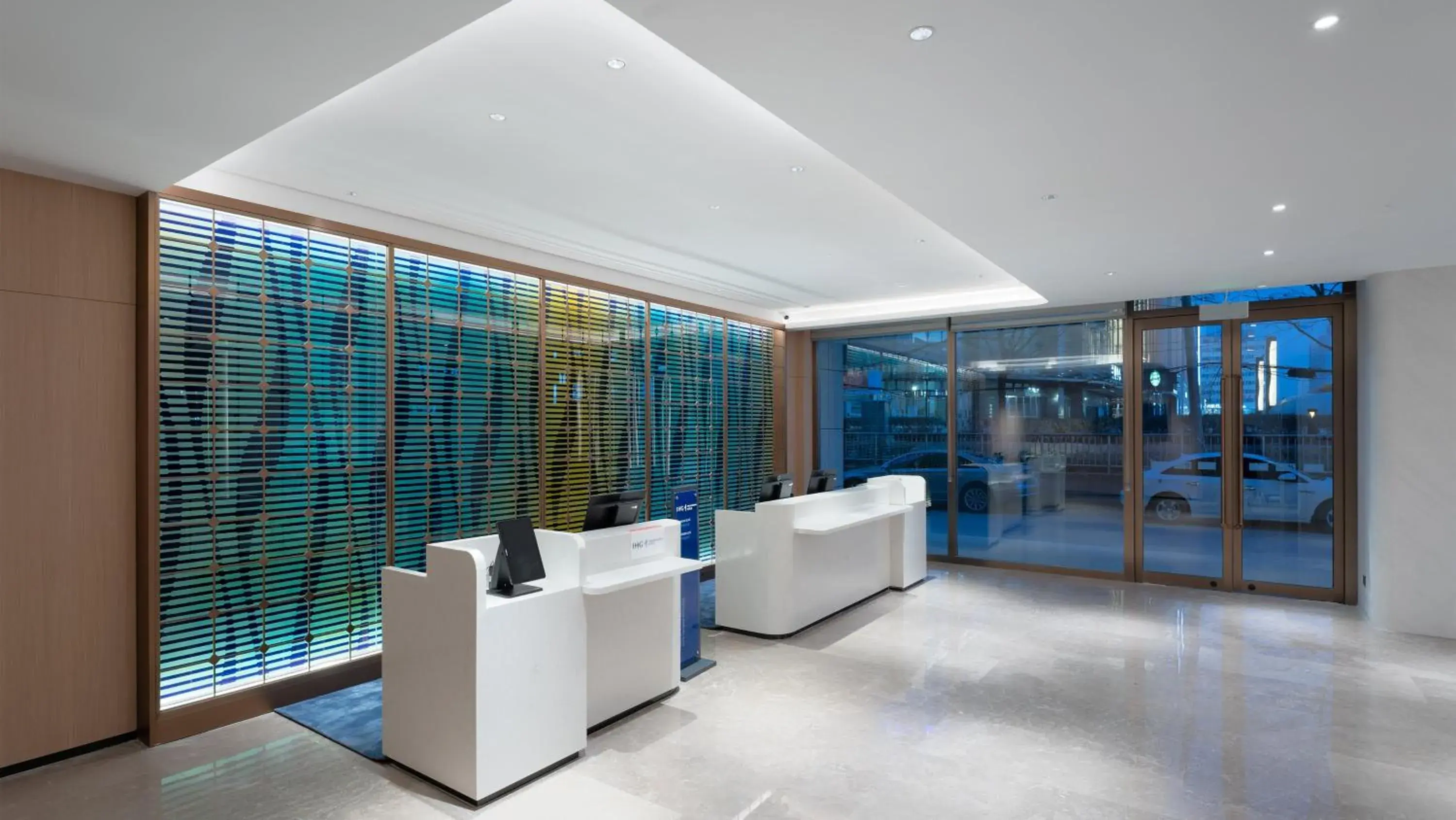 Property building in Holiday Inn Express Lanzhou Jianlan, an IHG Hotel Property building in Holiday Inn Express Lanzhou Jianlan, an IHG Hotel