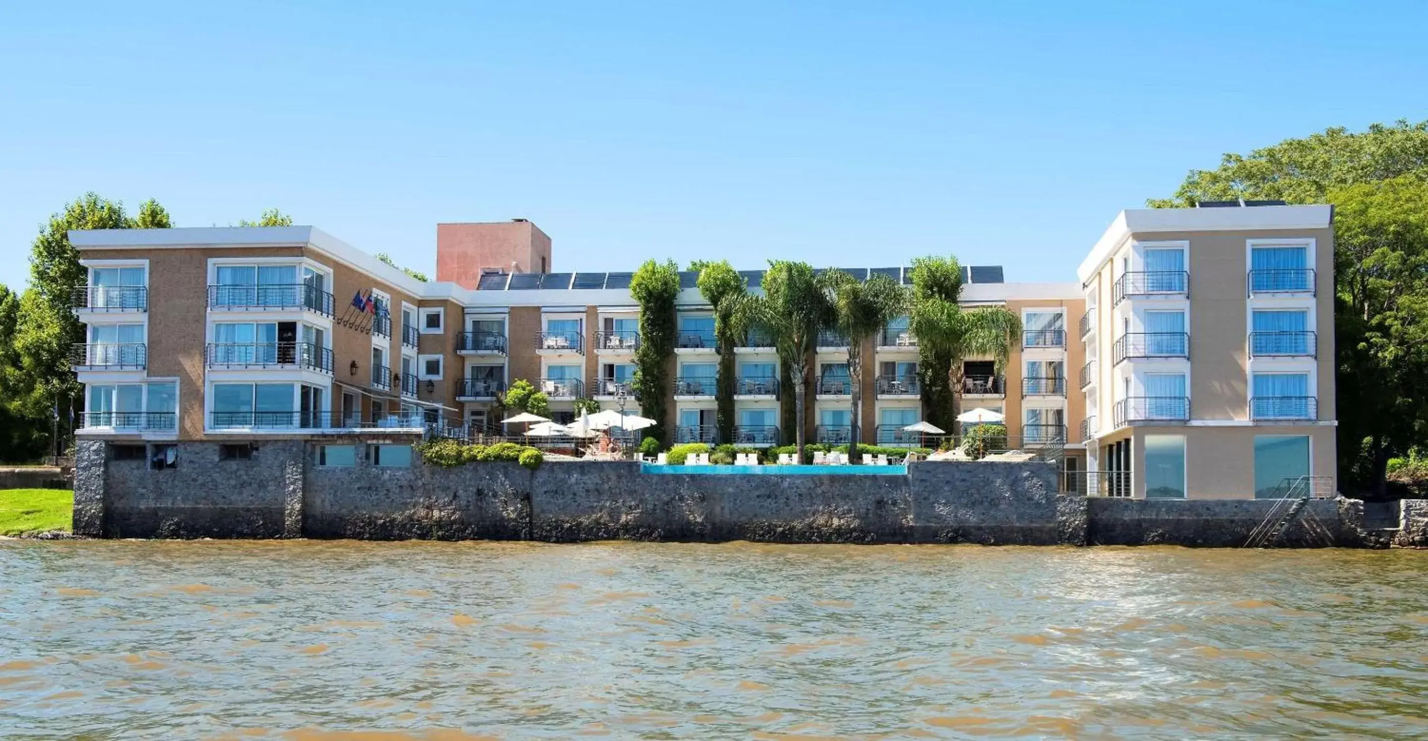 Property Building in Radisson Colonia Del Sacramento Hotel