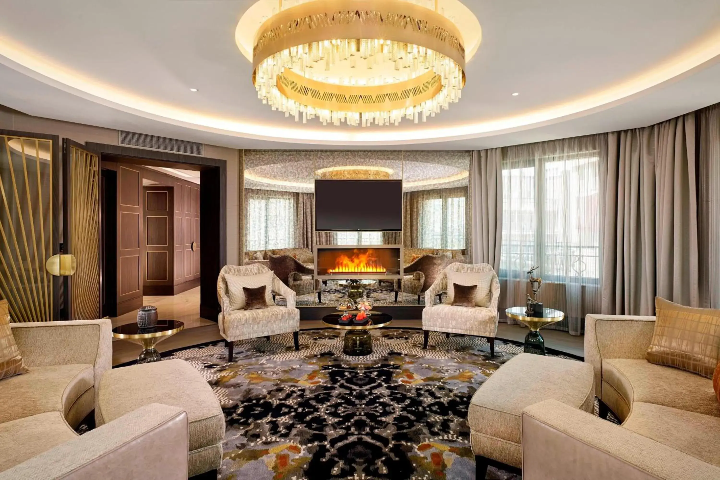 Photo of the whole room, Seating Area in The Alexander, a Luxury Collection Hotel, Yerevan