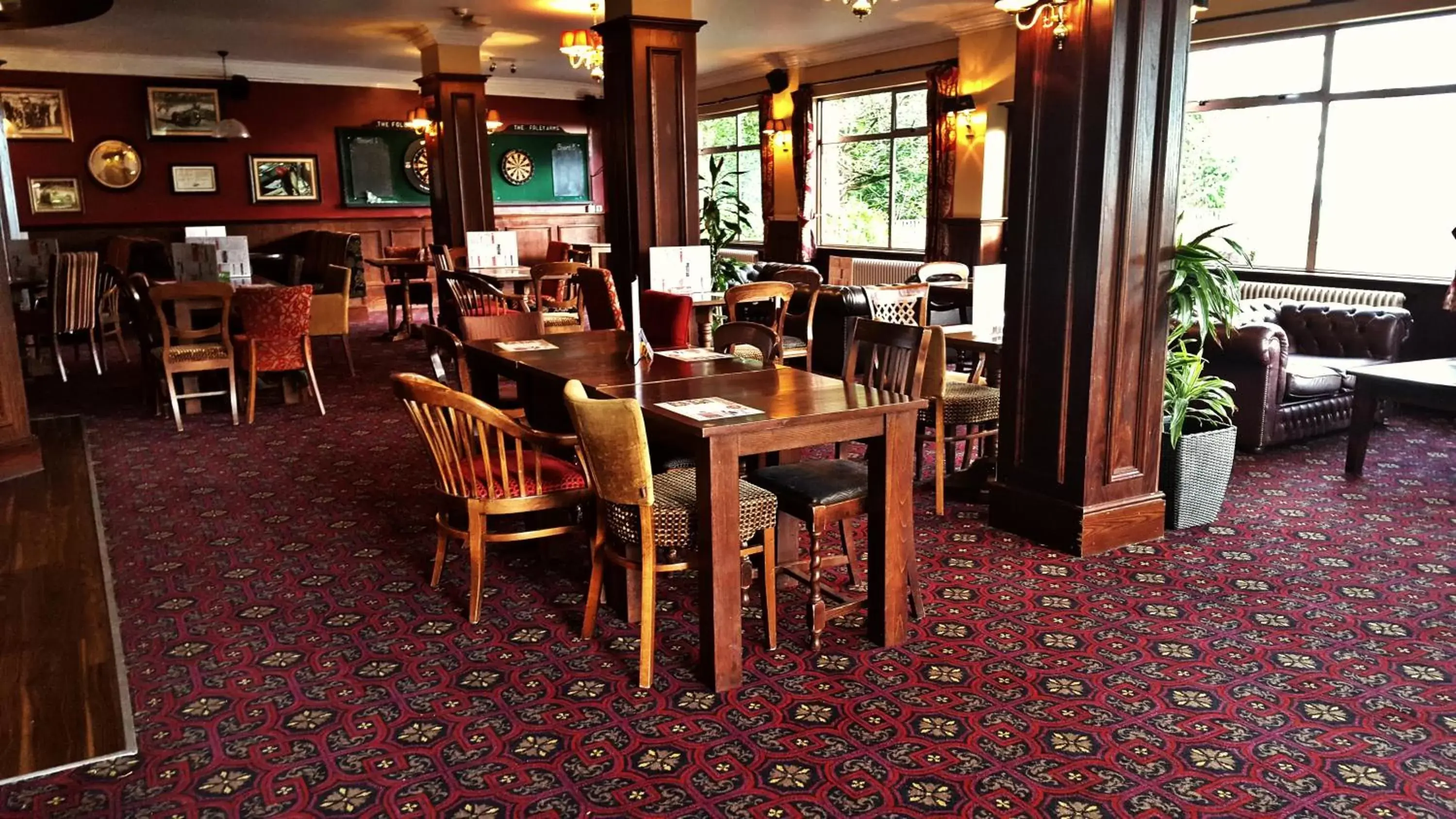 Restaurant/Places to Eat in The Foley Arms Hotel Wetherspoon