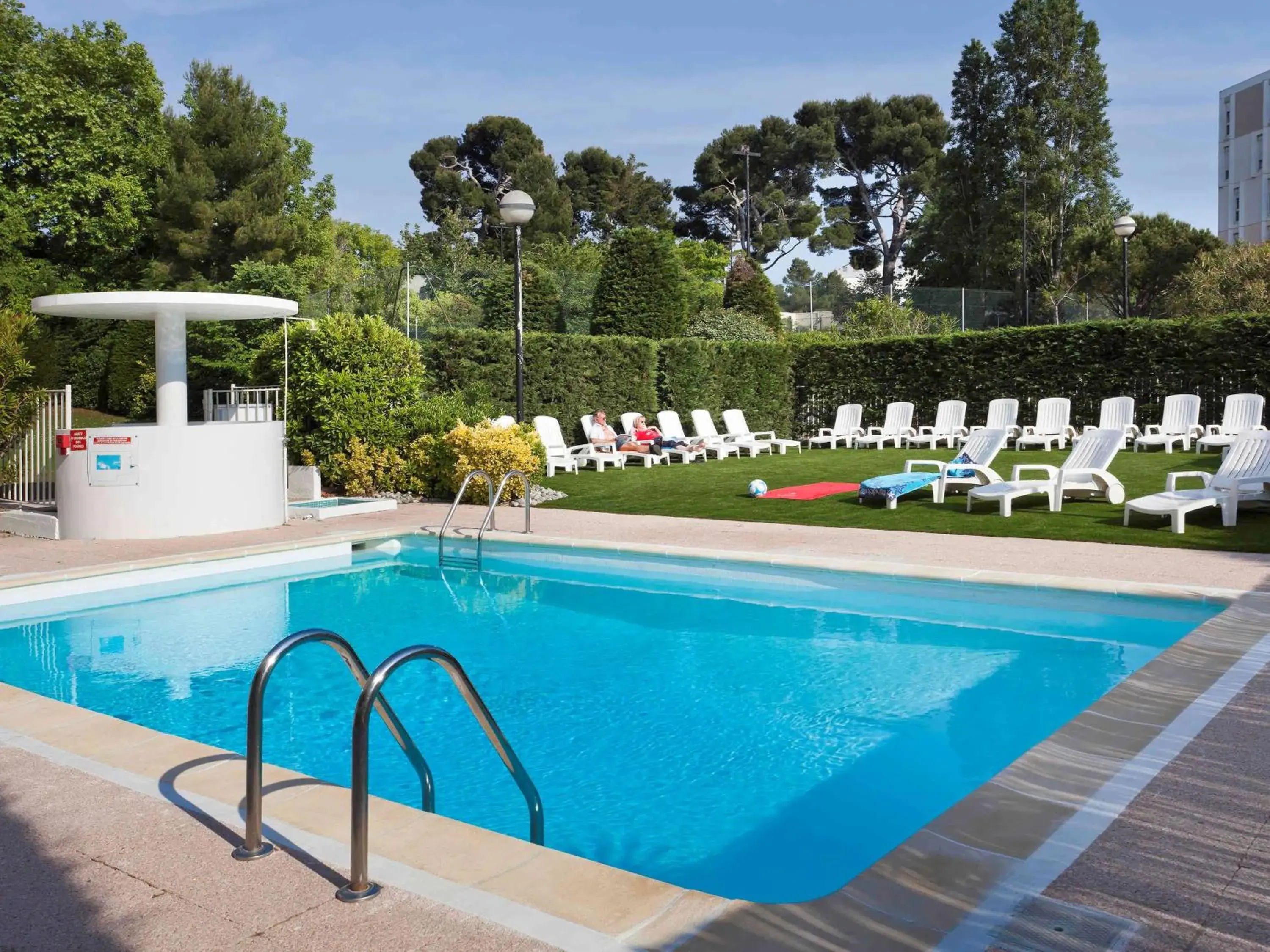 Activities, Swimming Pool in ibis Marseille Bonneveine Calanques Plages