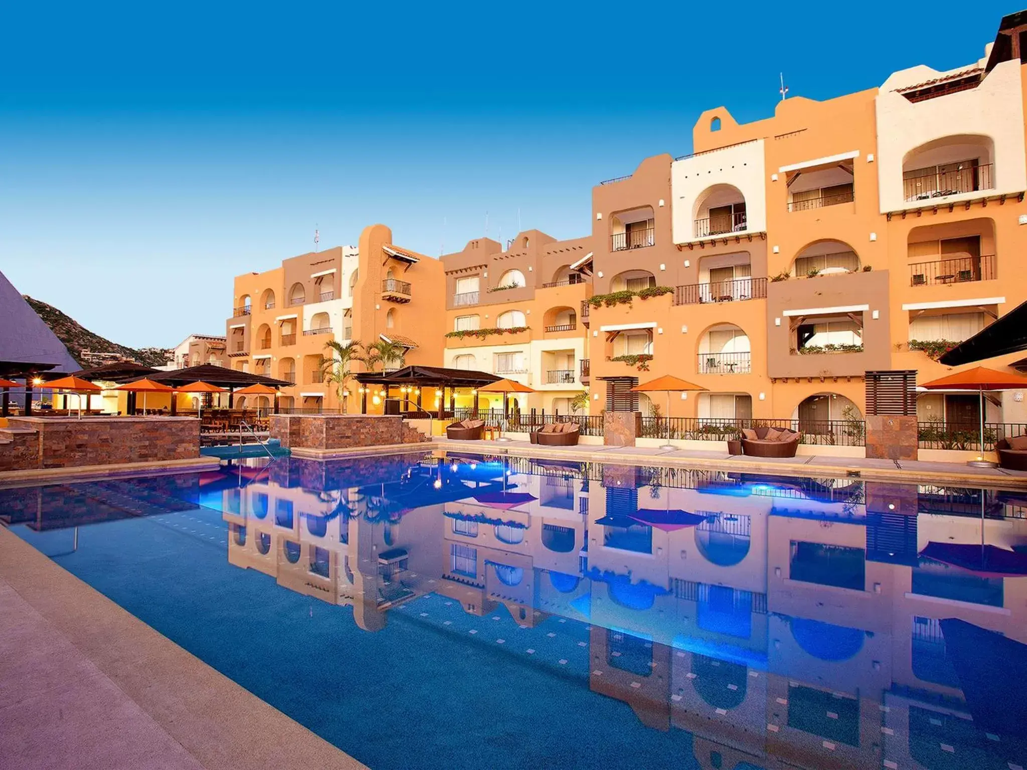 Pool view, Swimming Pool in Hotel Tesoro Los Cabos