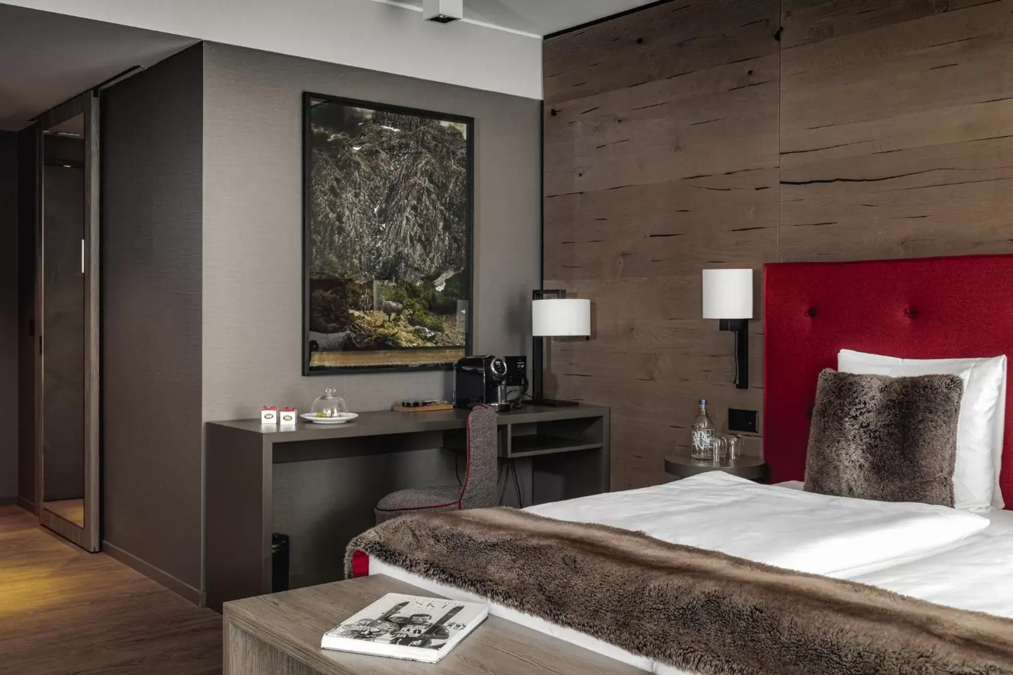 Bedroom, Bed in AMERON Davos Swiss Mountain Resort