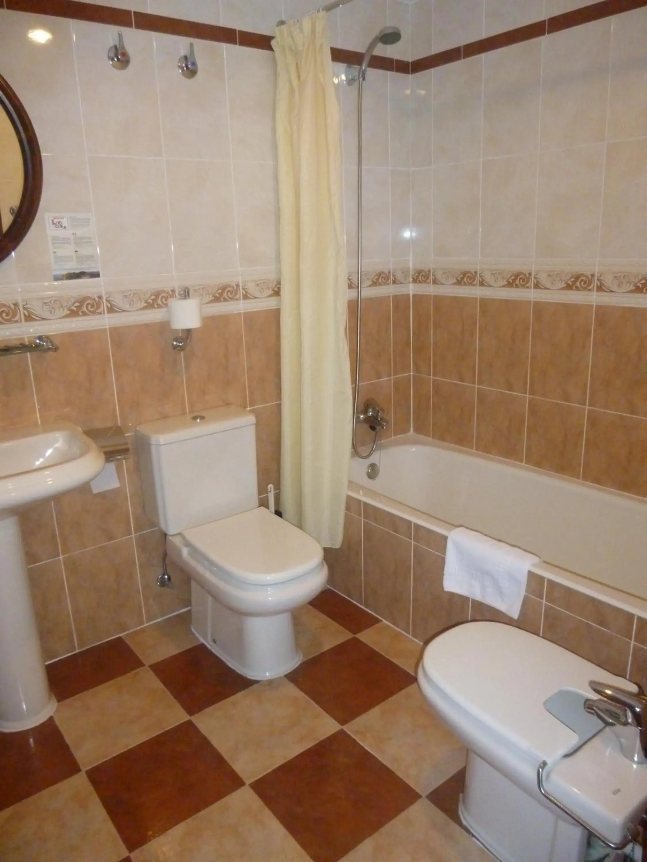 Bathroom in Hotel Leku Eder