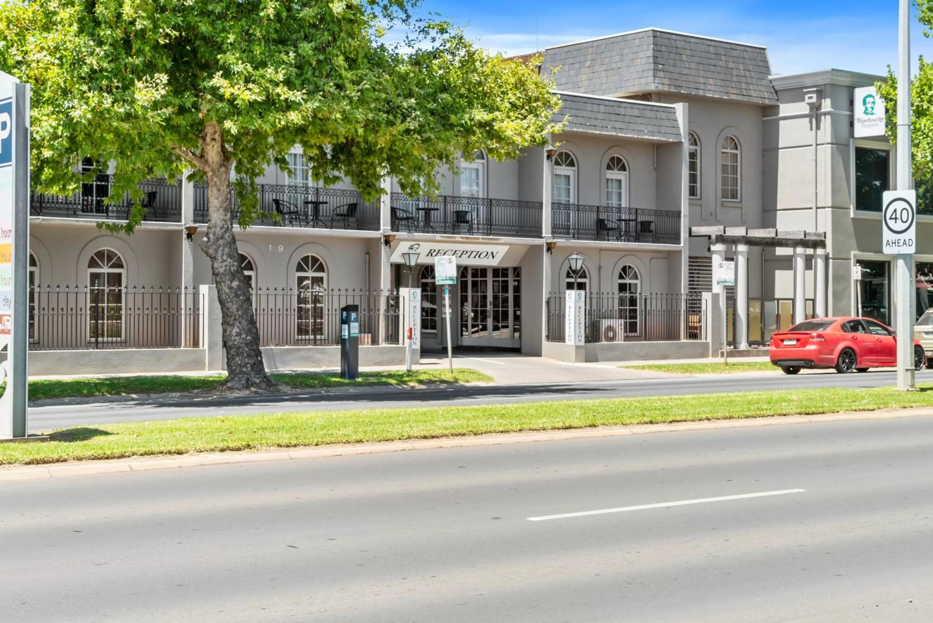 Property building in Sherbourne Terrace Hotel
