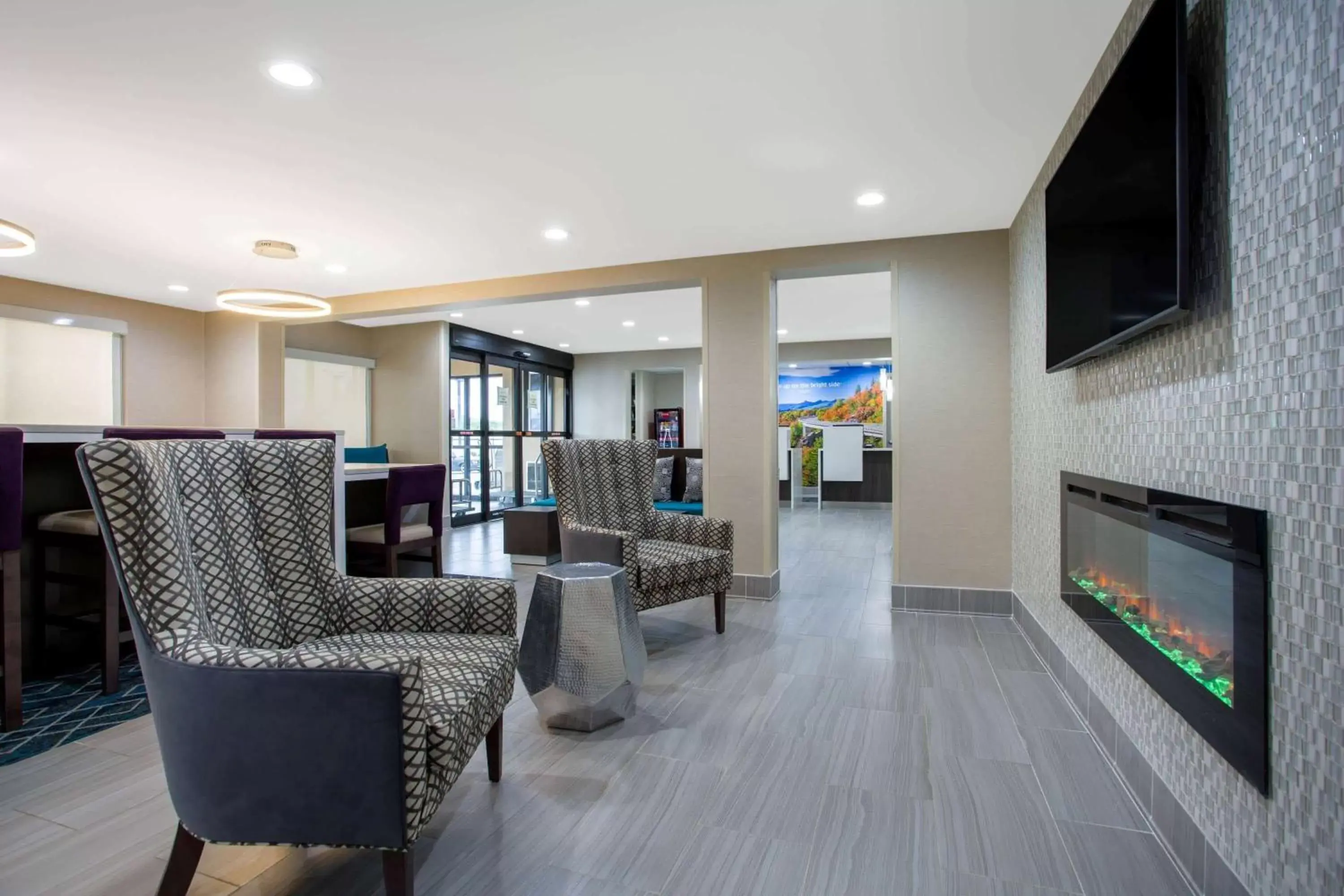 Lobby or reception in La Quinta Inn by Wyndham Roanoke Salem