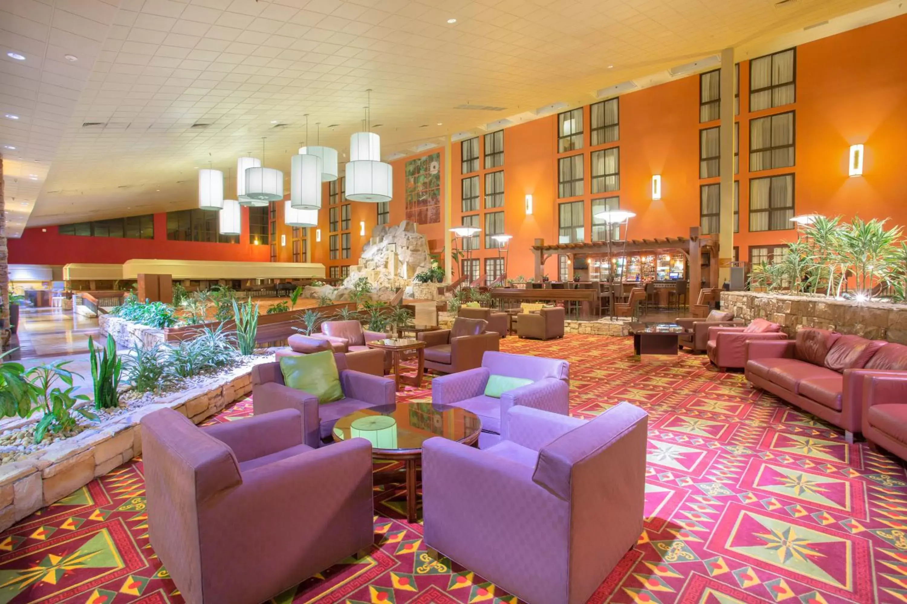 Lounge or bar in Crowne Plaza Denver International Airport, an IHG Hotel