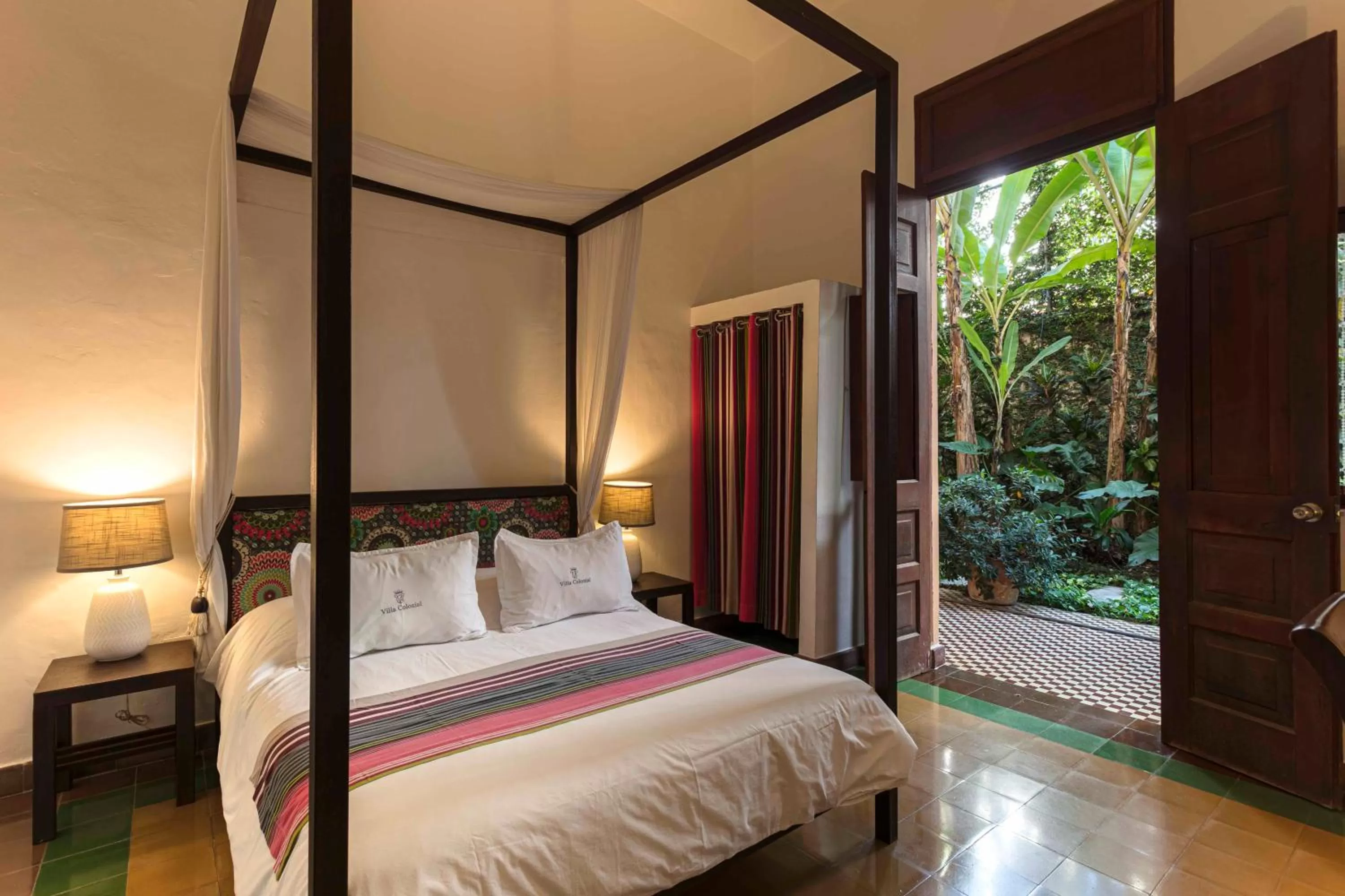 Bed in Hotel Villa Colonial