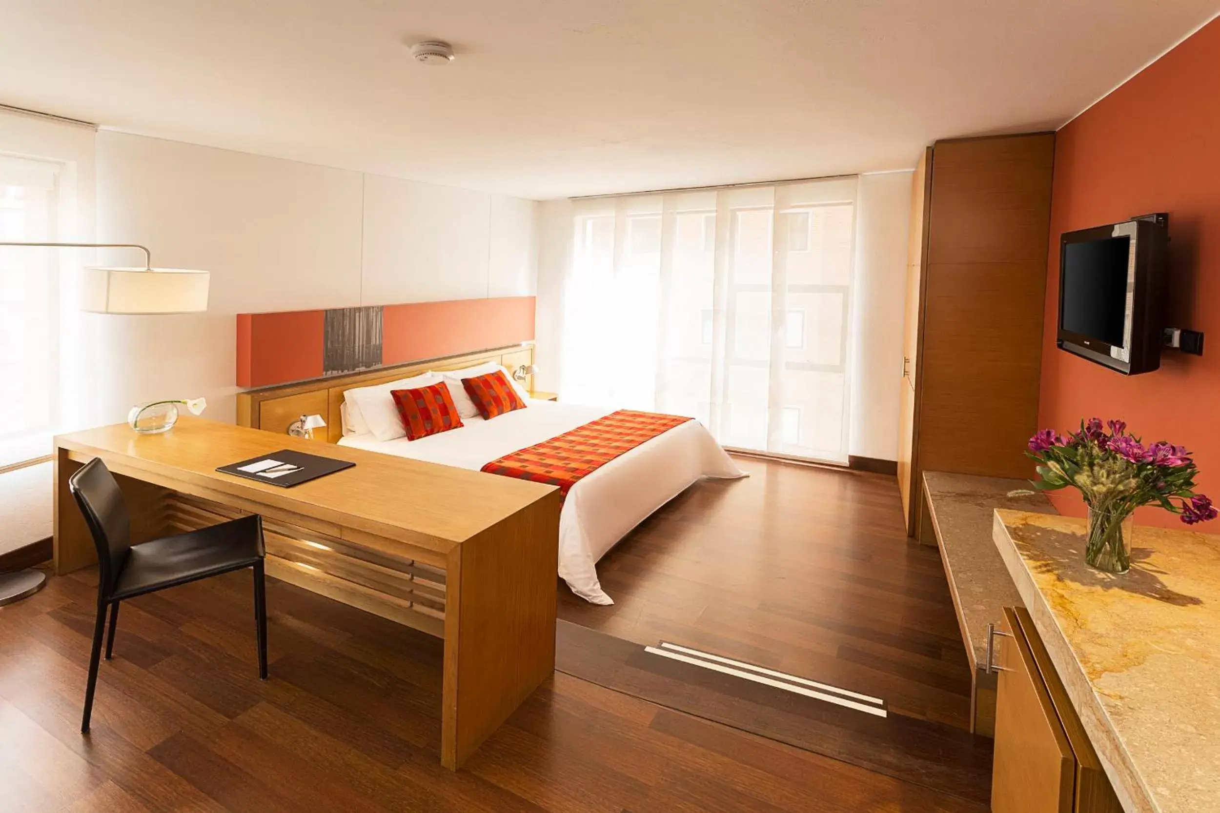 Bedroom in Hotel bh La Quinta
