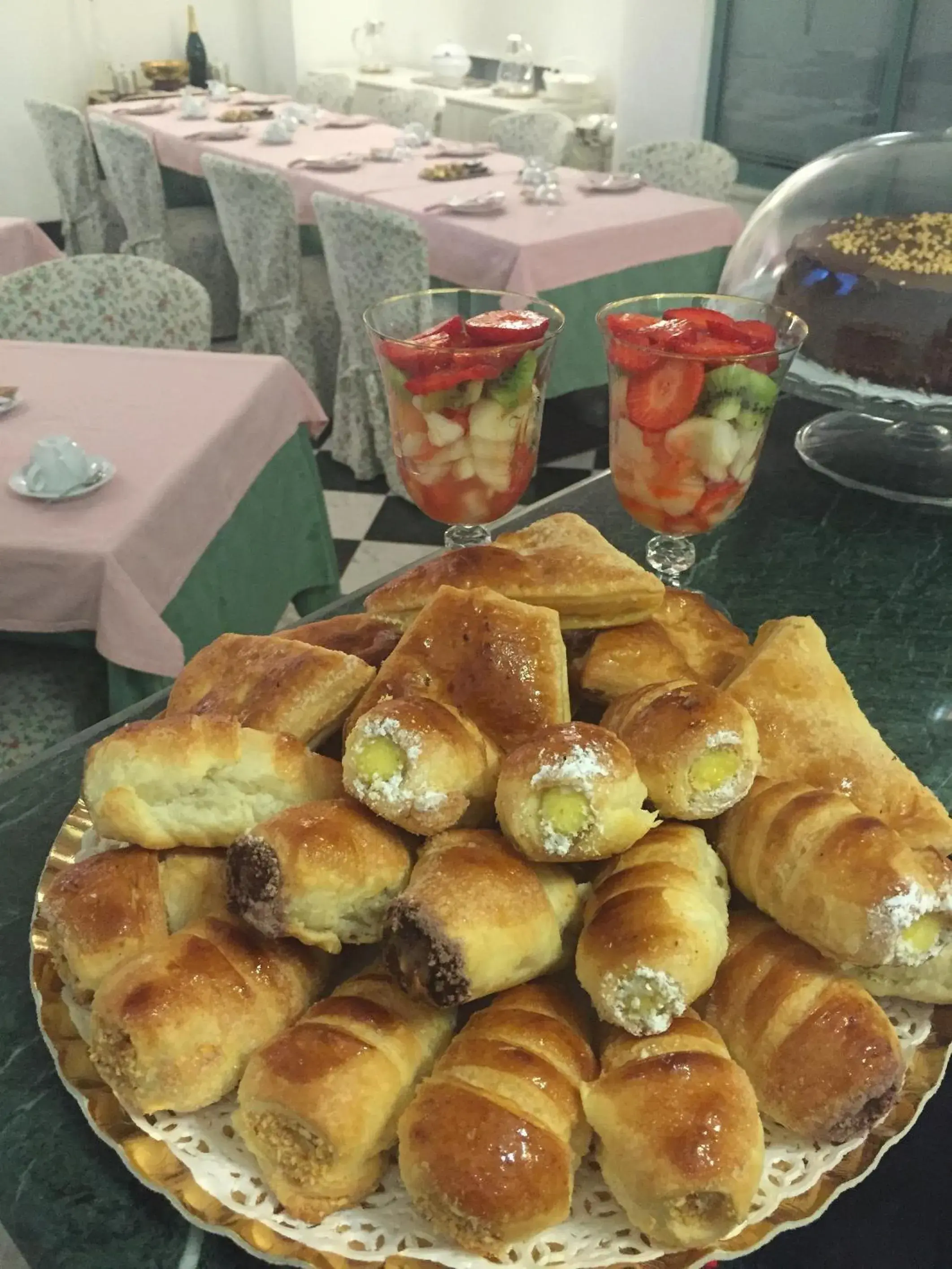 Italian breakfast in Hotel Villa Giulia