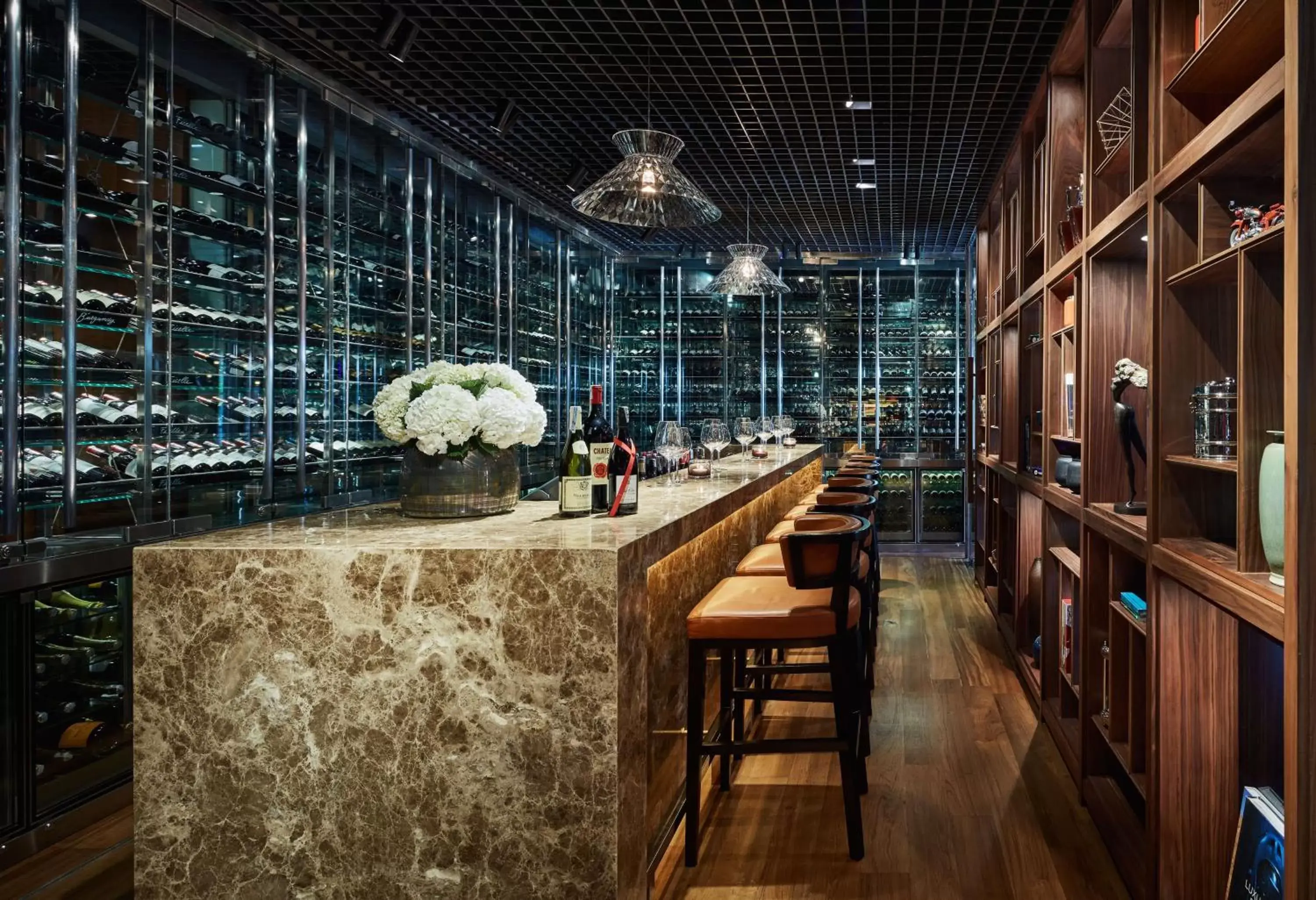 Lounge or bar, Restaurant/Places to Eat in Park Hyatt Saigon