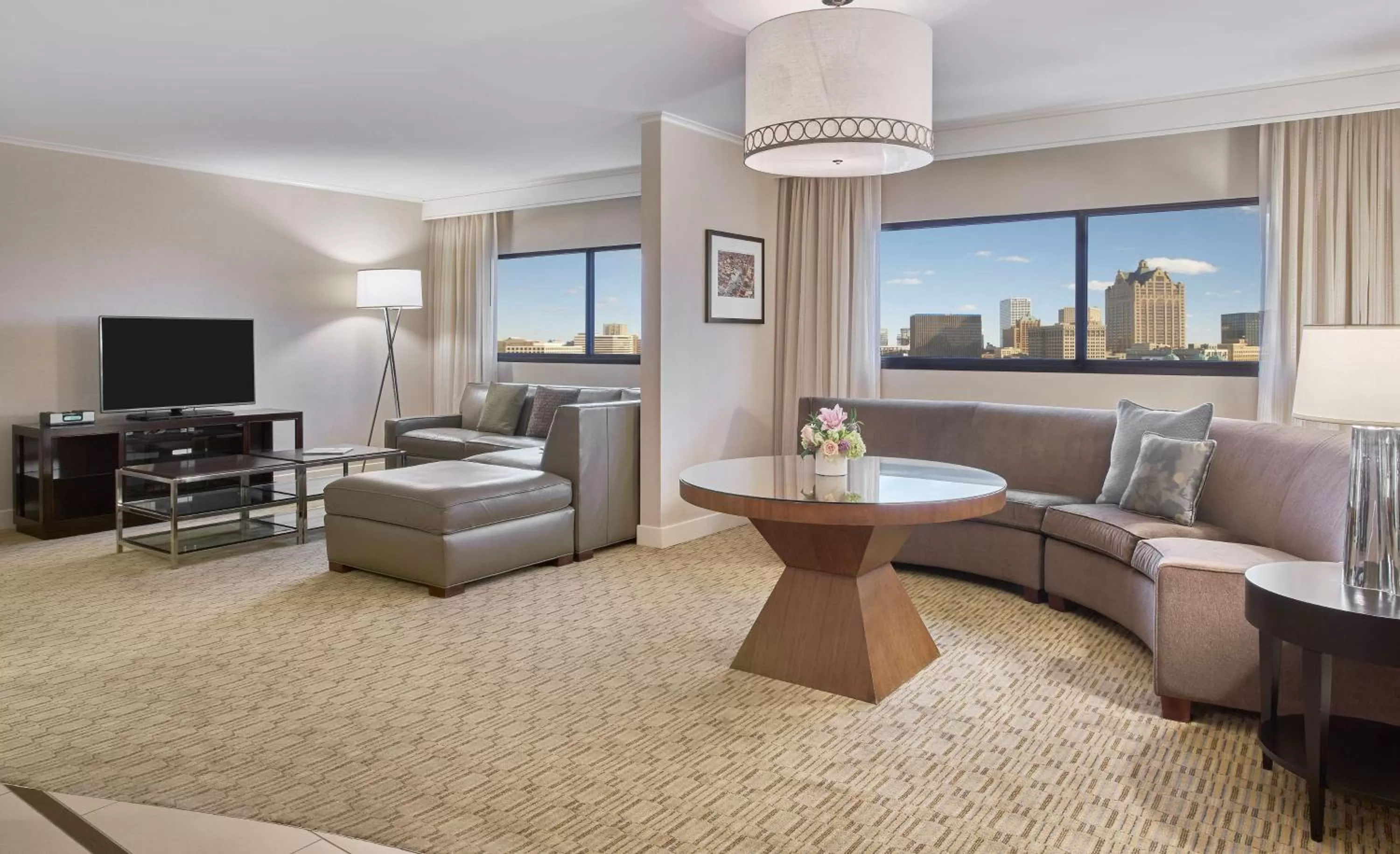 Photo of the whole room in Hyatt Regency Milwaukee