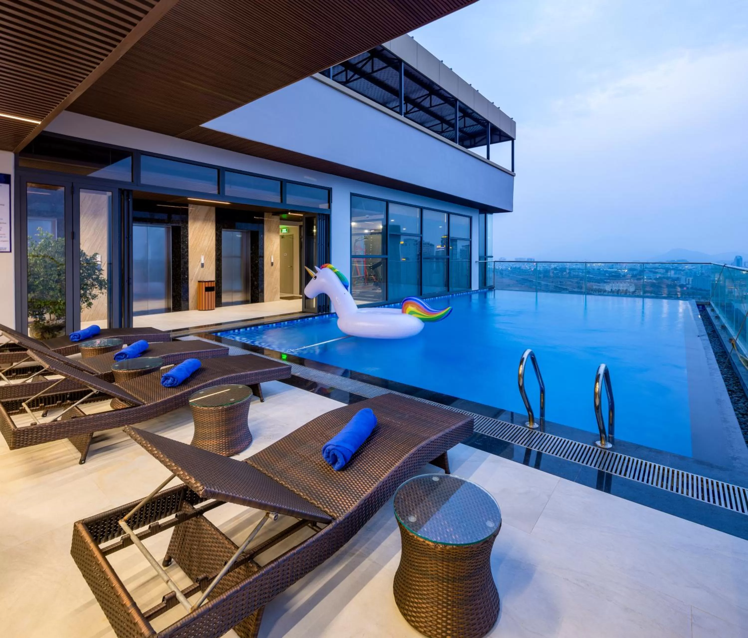 Swimming pool in Miracle Luxury Nha Trang