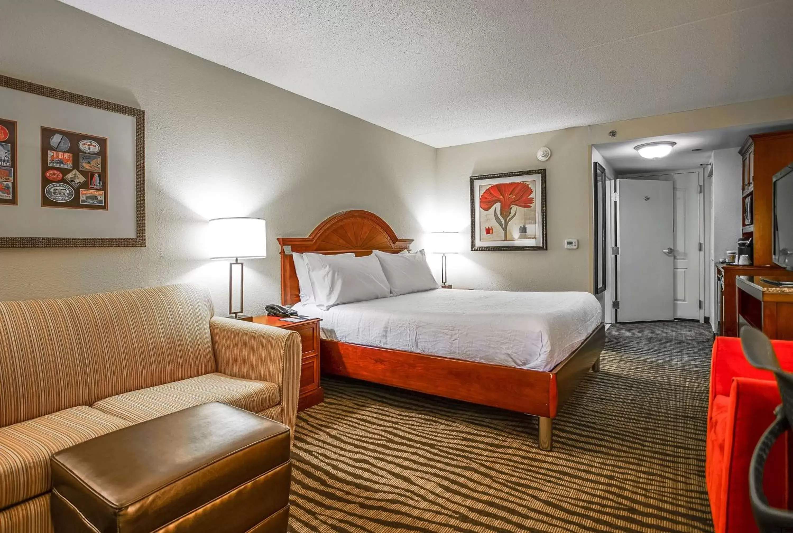 Living room, Bed in Hilton Garden Inn Kankakee