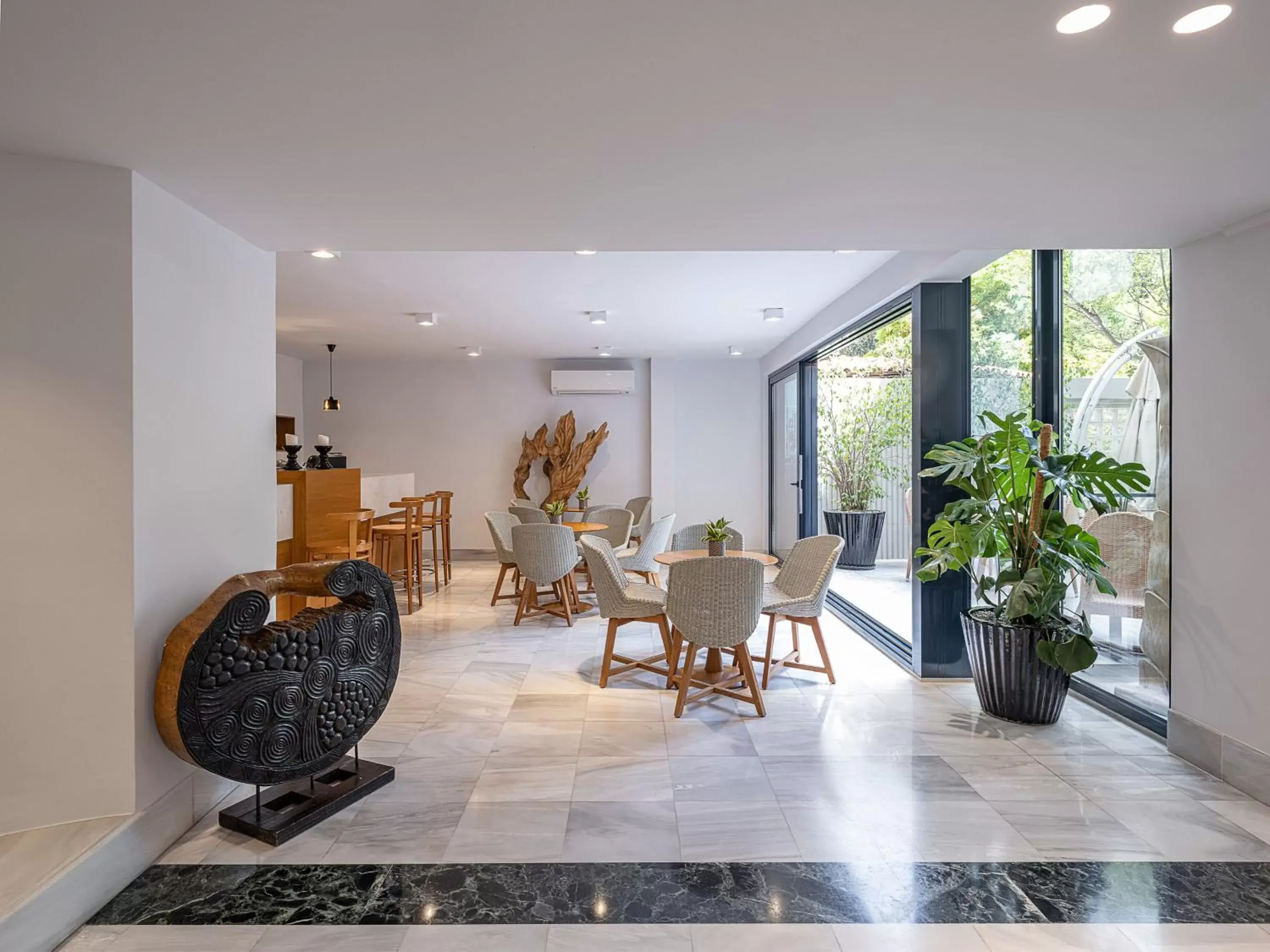 Living room in Avra City Boutique Hotel Living room in Avra City Boutique Hotel