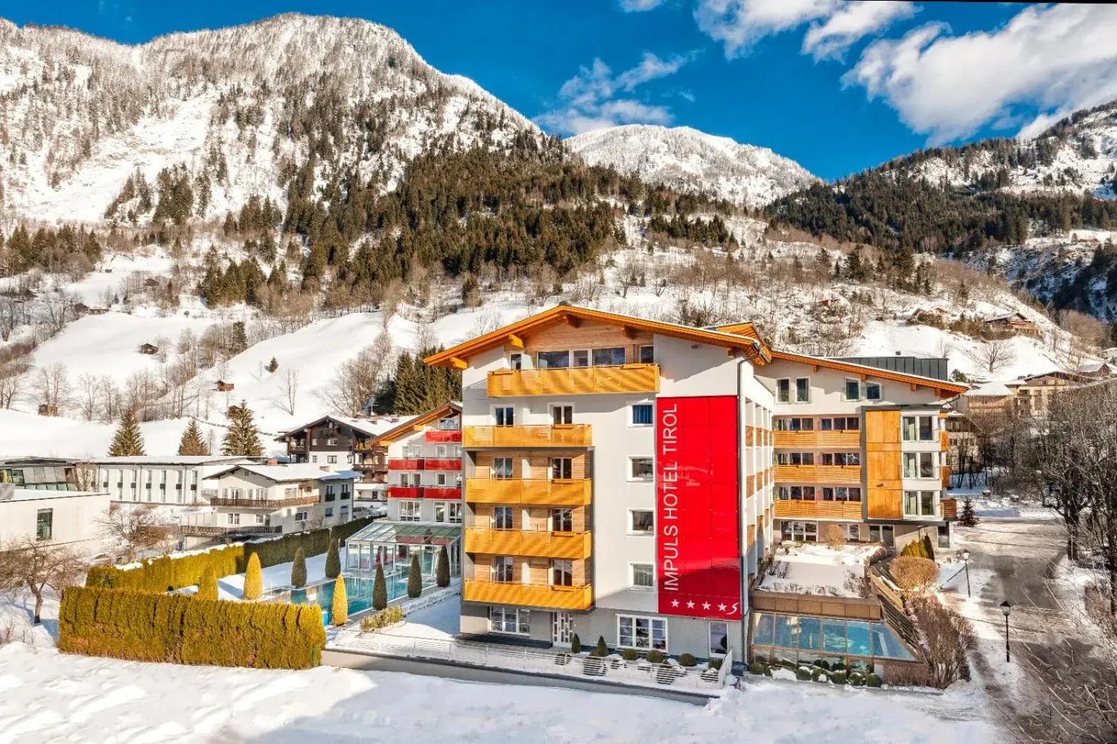 Property building, Winter in Impuls Hotel Tirol