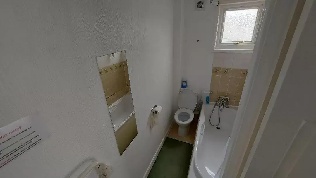 Toilet, Bathroom in The Clifton at Paignton