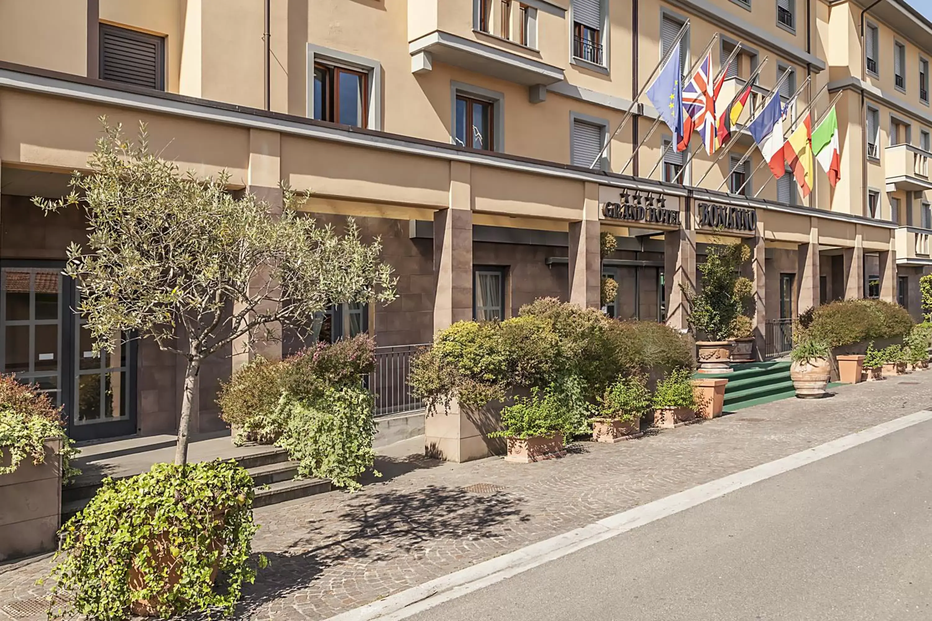 Day, Property Building in Grand Hotel Bonanno