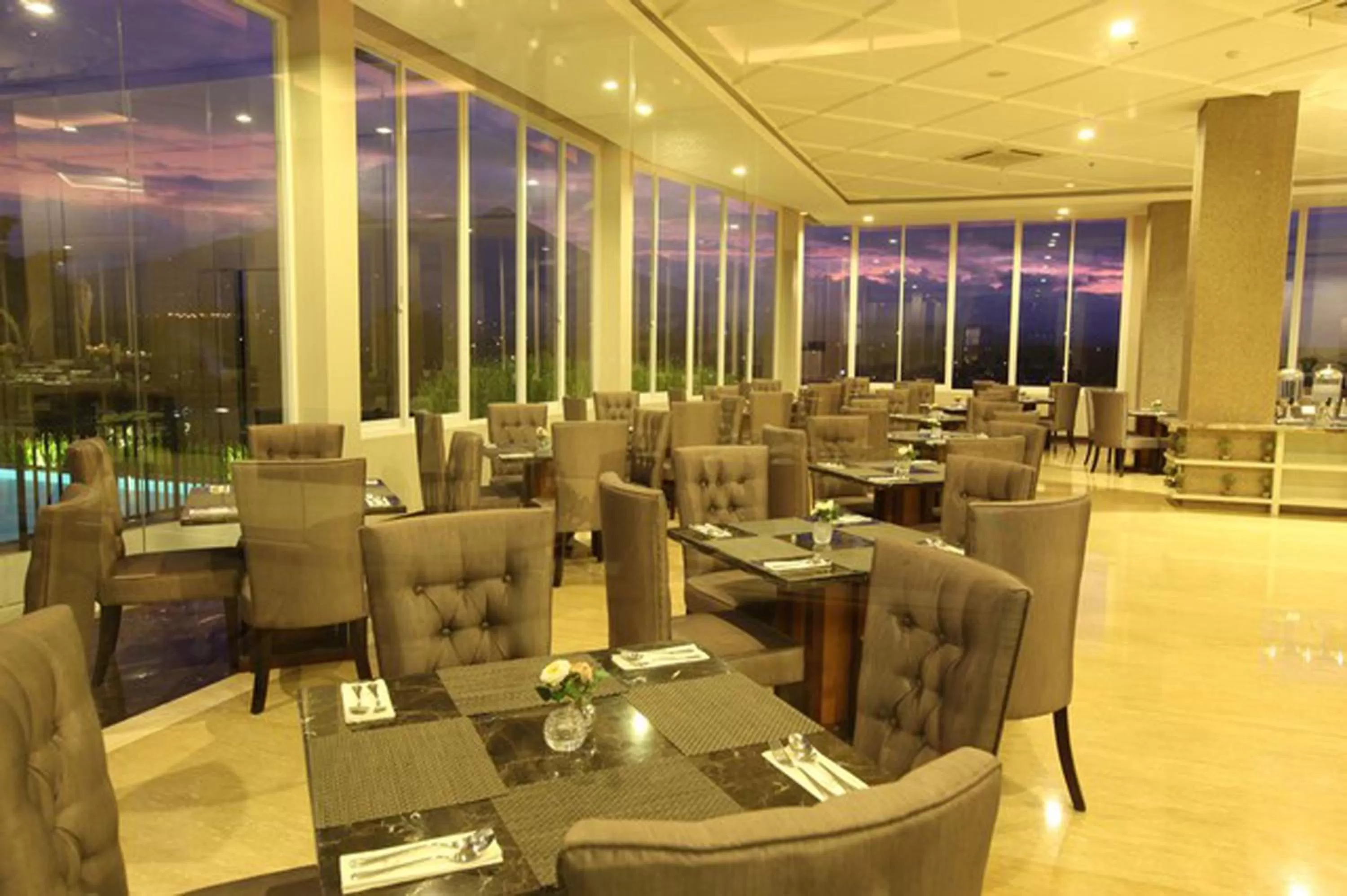 Restaurant/places to eat in Royal Hotel Bogor