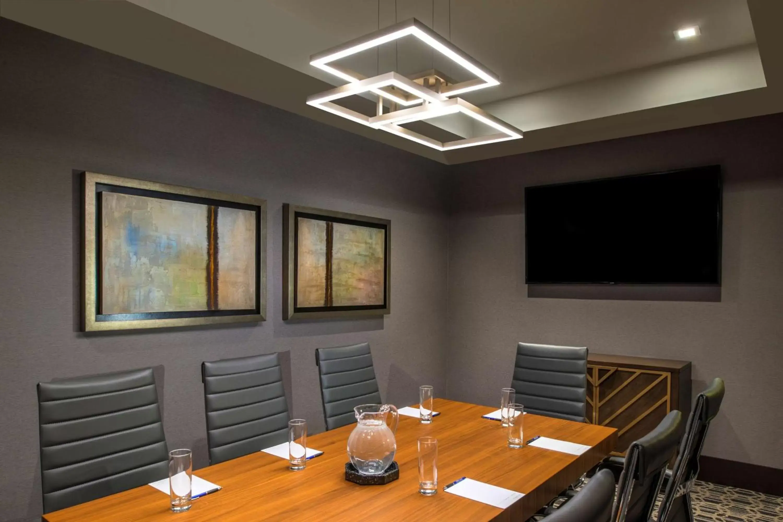 Meeting/conference room in Hampton Inn & Suites Bridgewater, NJ